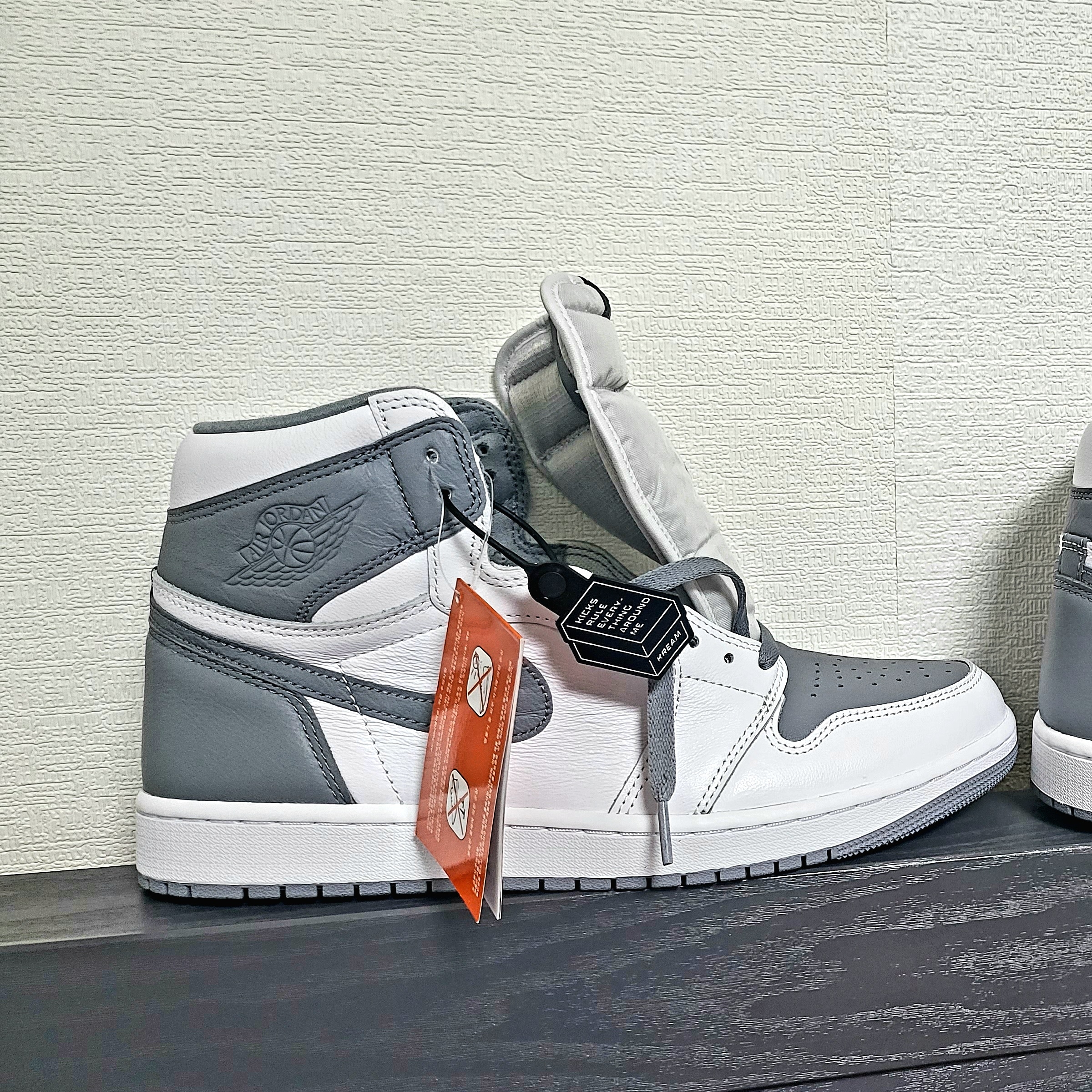 Jordan 1 Retro High OG Stealth 착용 스타일