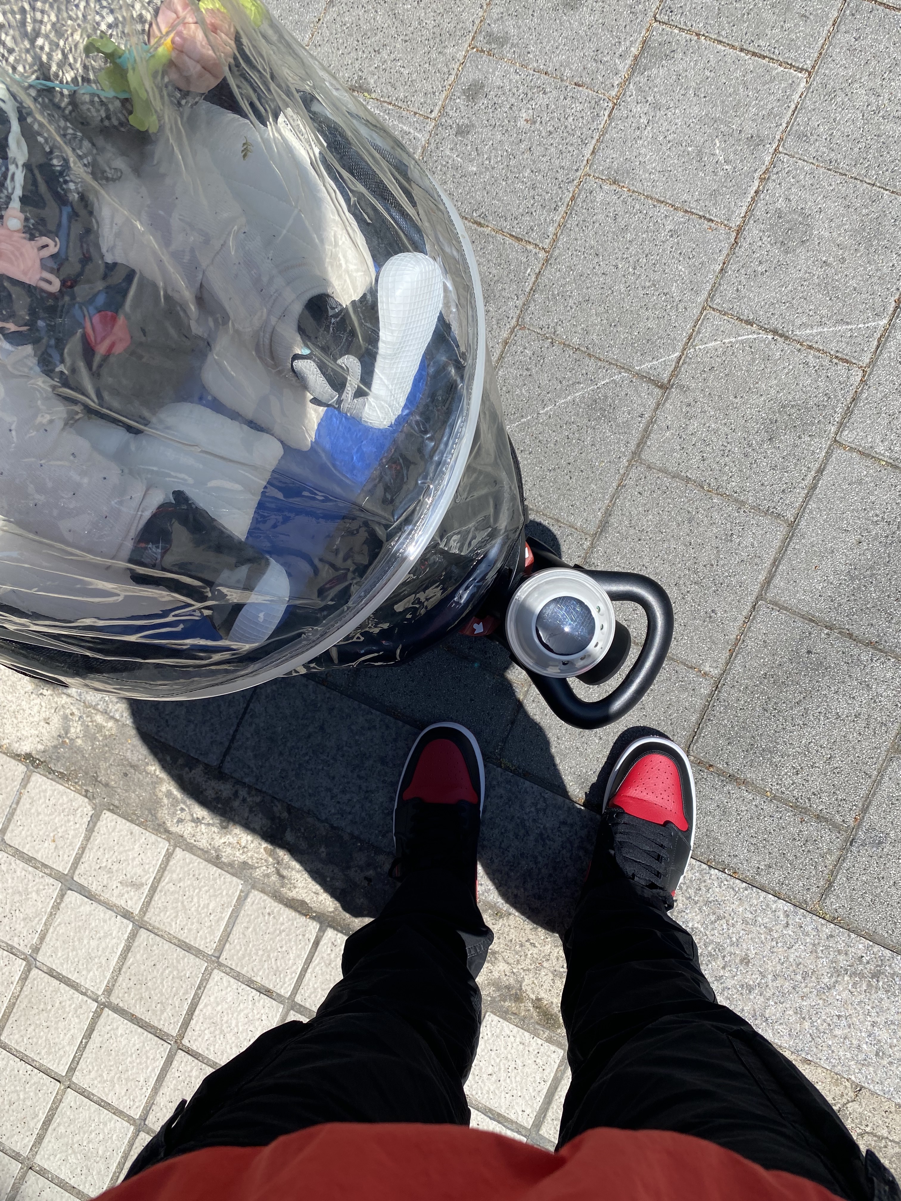 Jordan 1 Mid Bred Banned 2020, (CB) Jordan 1 Crib Bootie Black Medium Grey 착용 스타일