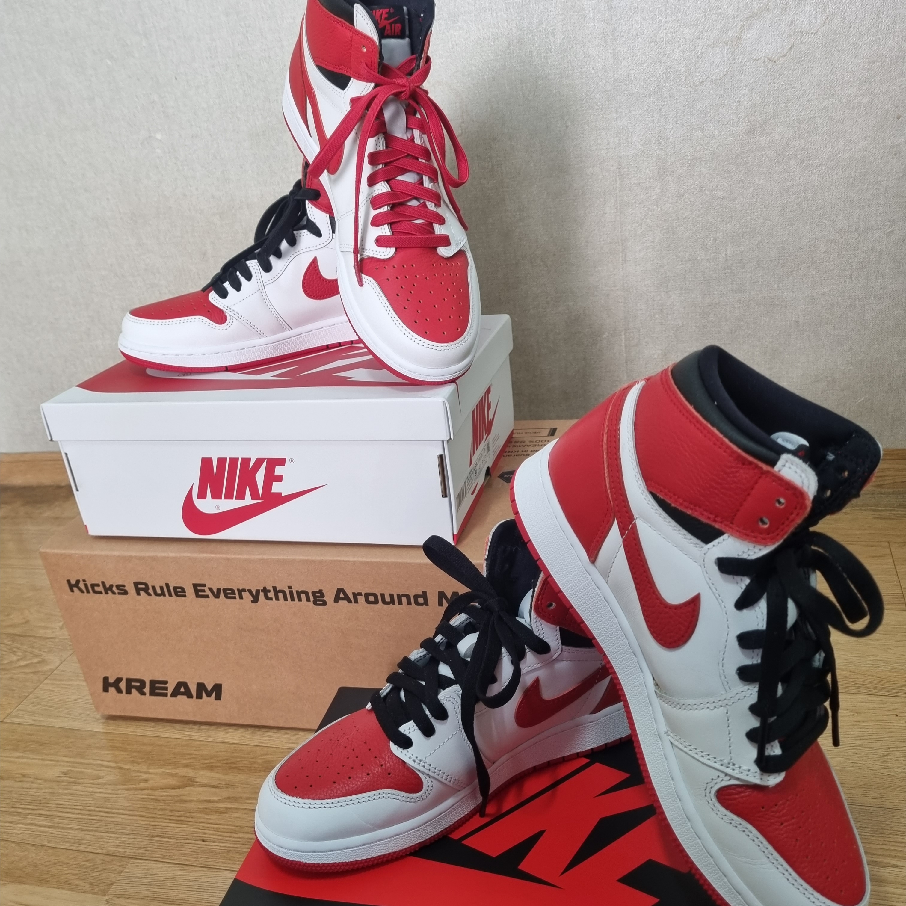 Jordan 1 Retro High OG Heritage, (GS) Jordan 1 Retro High OG Heritage 착용 스타일 - 3