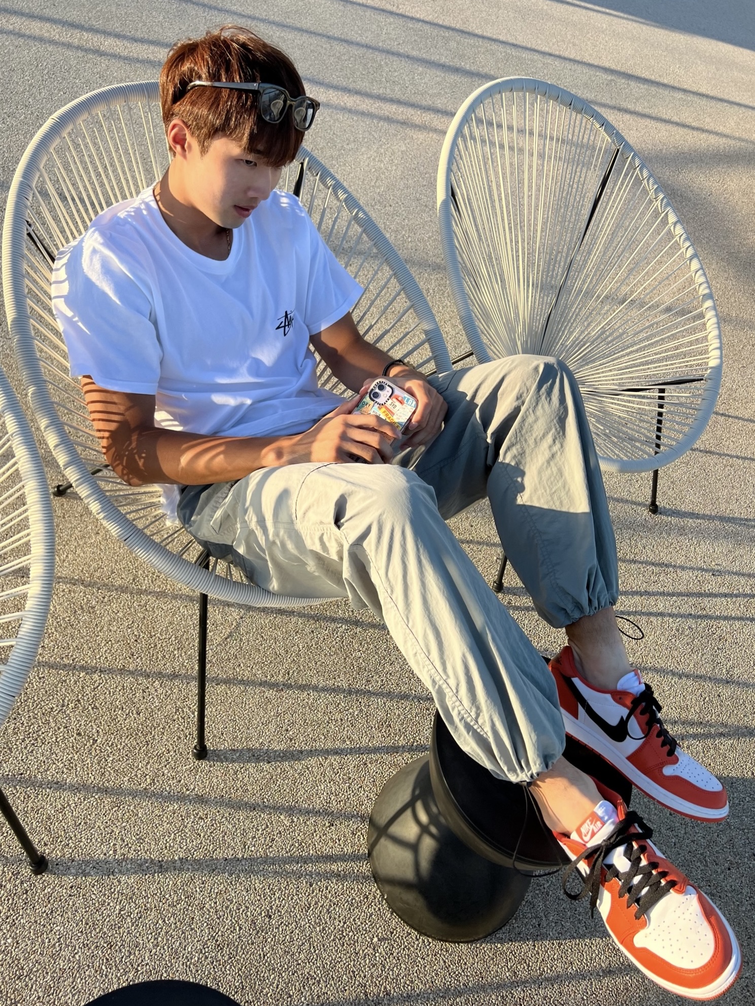 Jordan 1 Low OG Starfish, Stussy Reflection T-Shirt White 착용 스타일