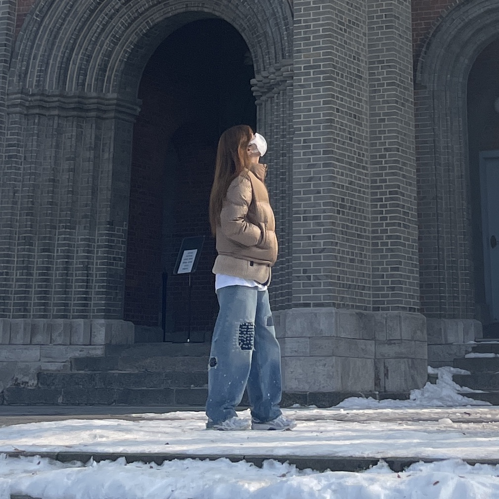 Zara x Ader Error Patchwork Jeans Blue, (W) The North Face White Label Novelty Nuptse Down Jacket Beige Brown 착용 스타일