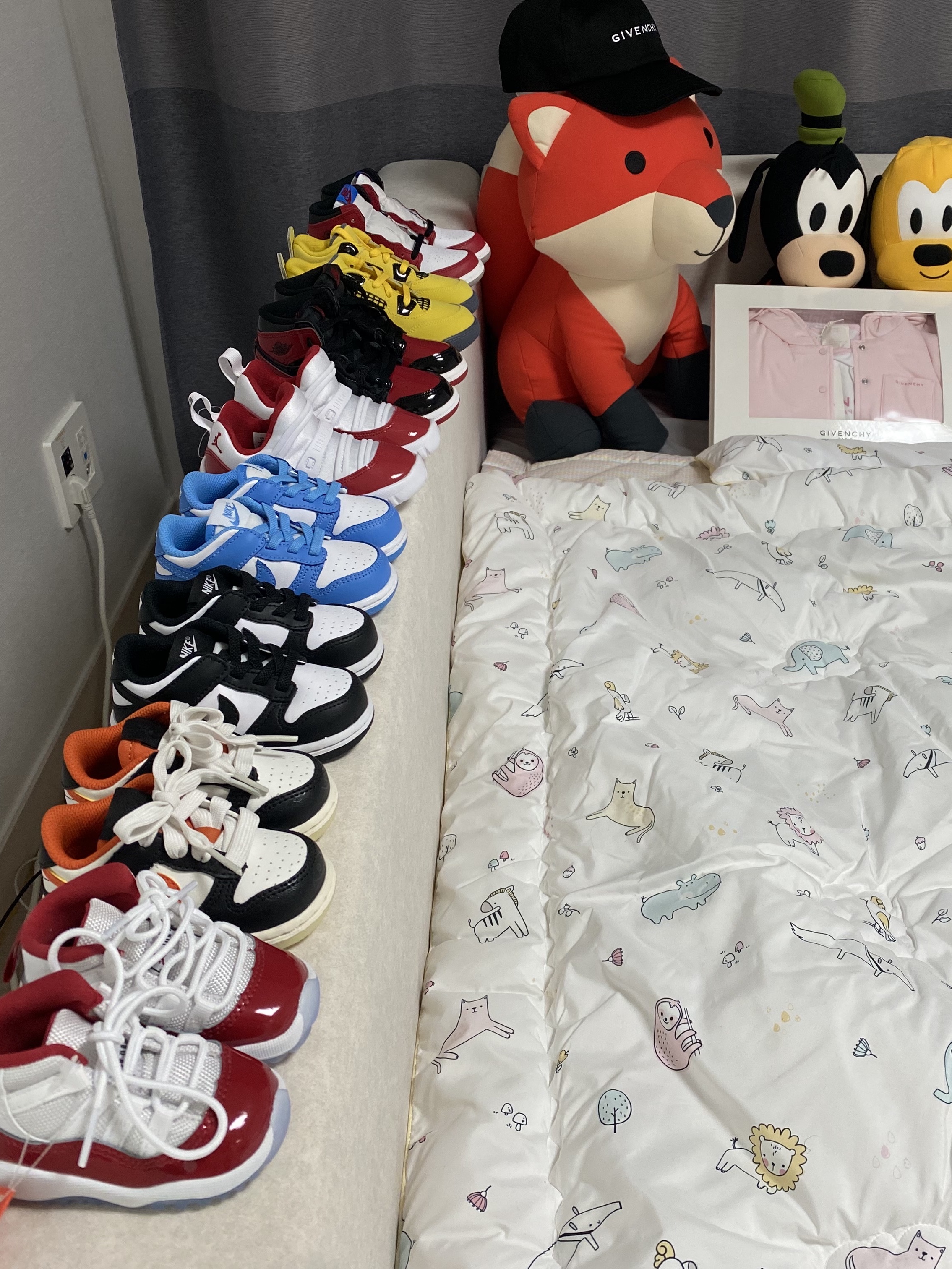 (TD) Nike Dunk Low Black, (TD) Jordan 1 Retro High OG Patent Bred 착용 스타일