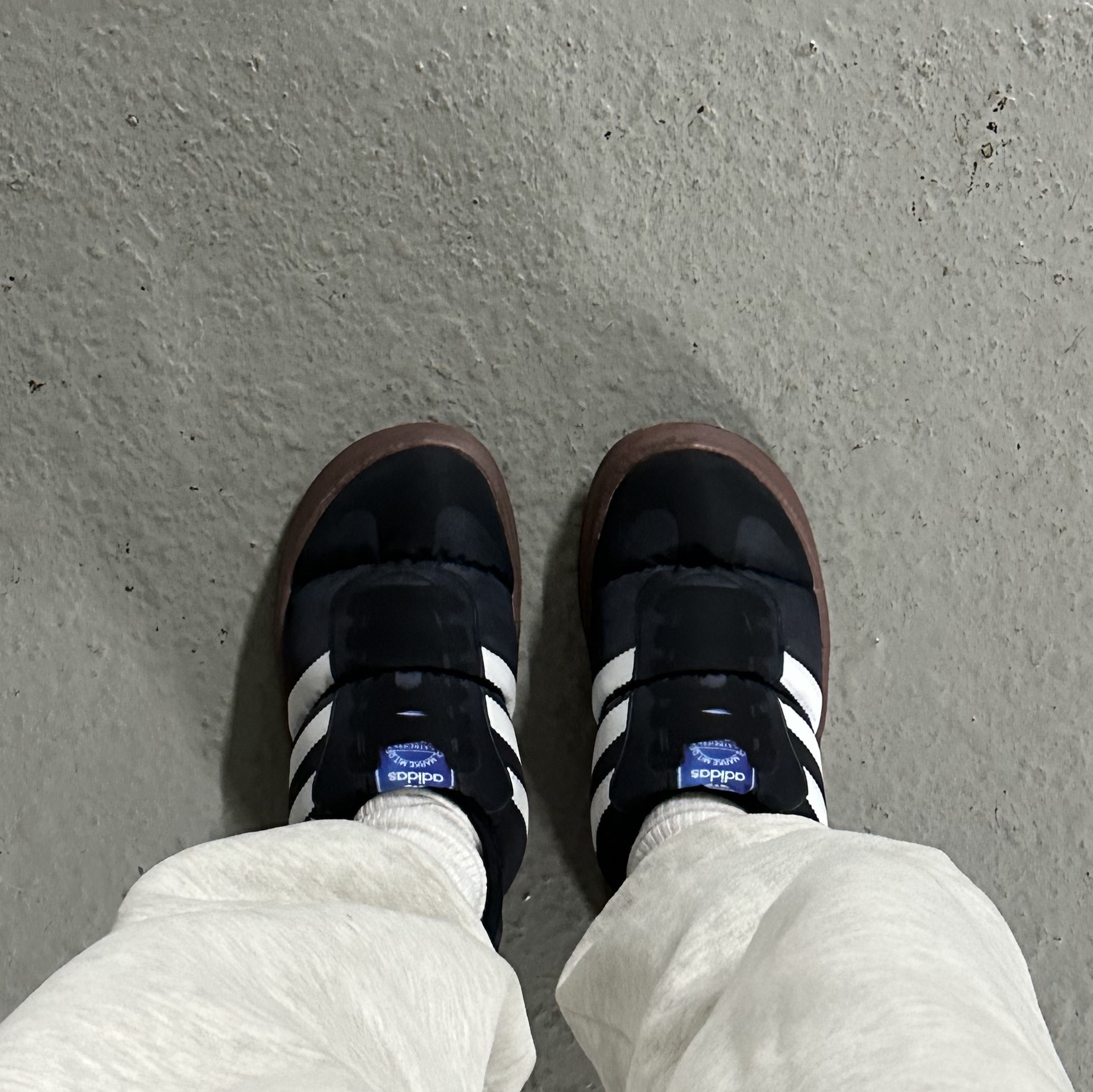 Adidas Puffylette Samba Core Black 착용 스타일