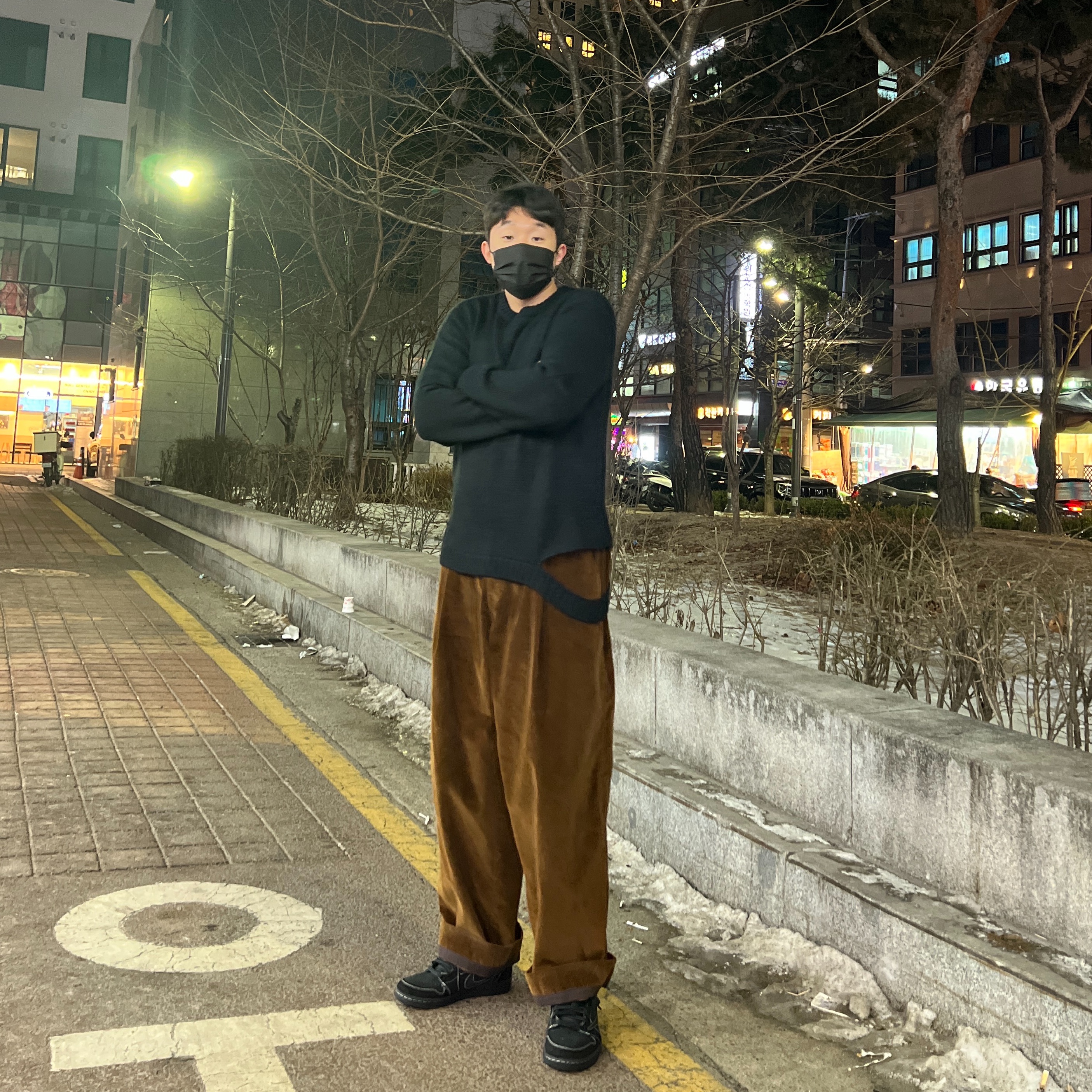 Jordan 1 x Travis Scott Retro Low OG SP Black Phantom 착용 스타일