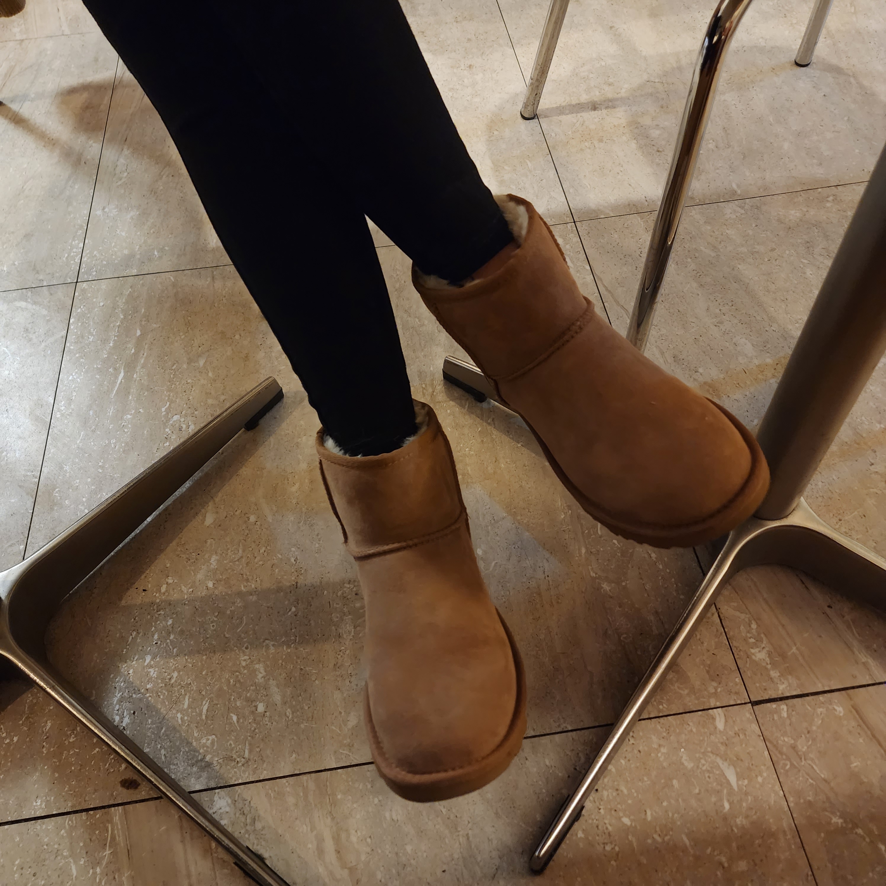 (W) UGG Classic Mini II Boots Chestnut 착용 스타일