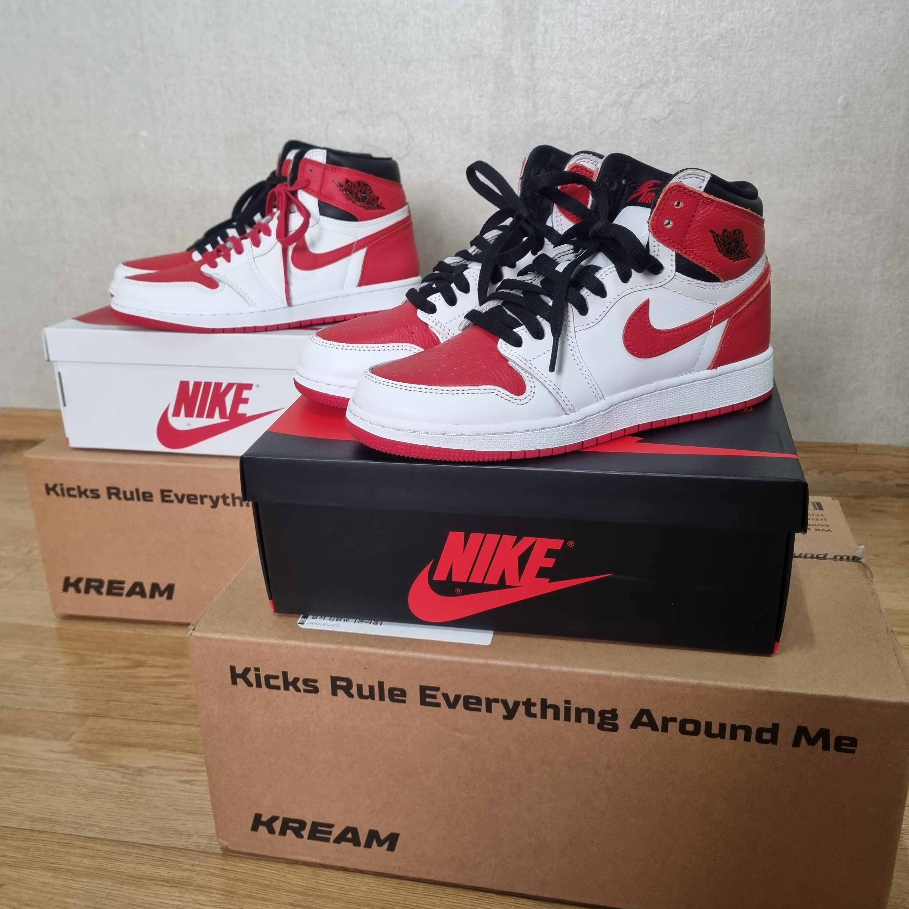 Jordan 1 Retro High OG Heritage, (GS) Jordan 1 Retro High OG Heritage 착용 스타일 - 2