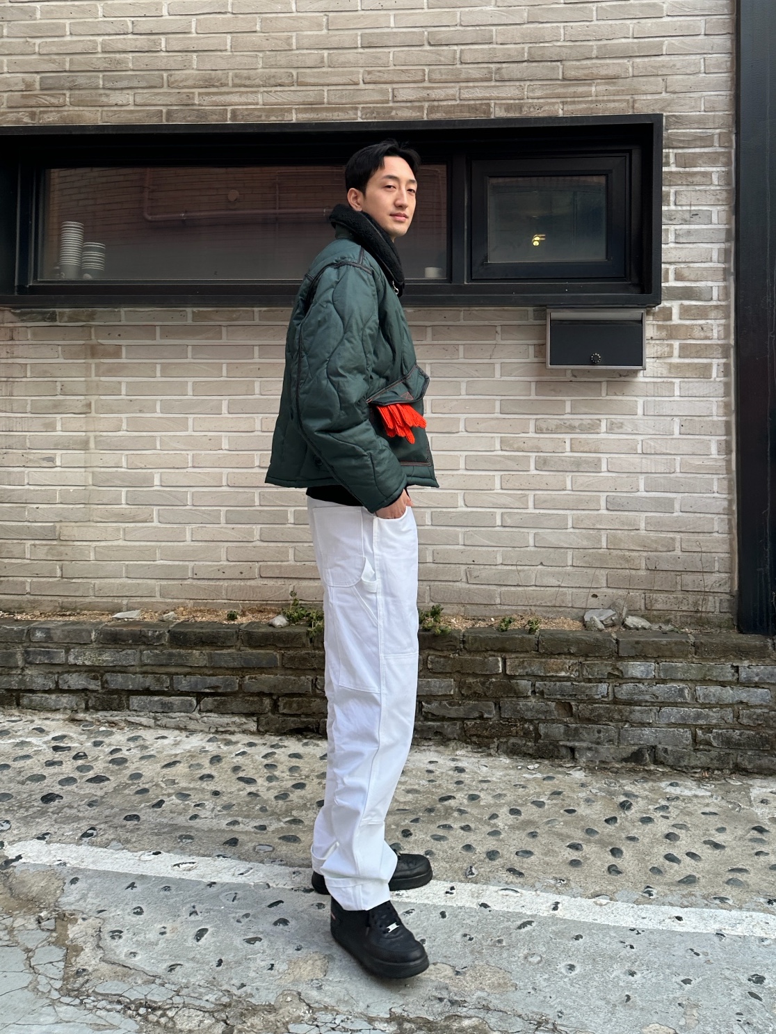 Nike x Supreme Air Force 1 Low Black 착용 스타일 - 2