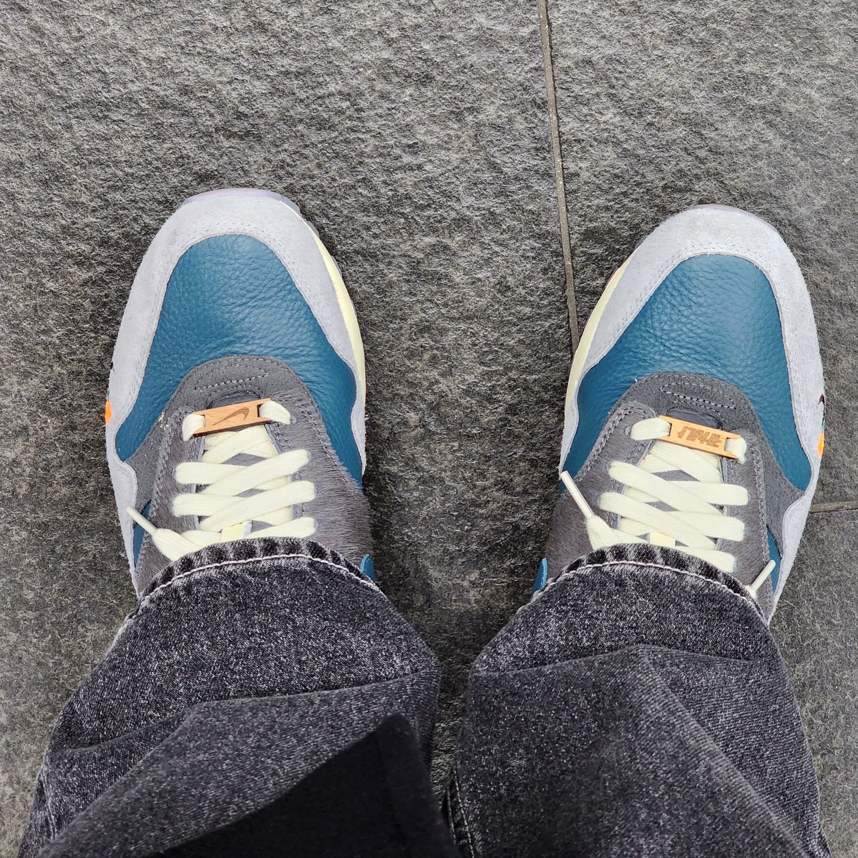 Nike x Kasina Air Max 1 SP Won-Ang Particle Grey 착용 스타일