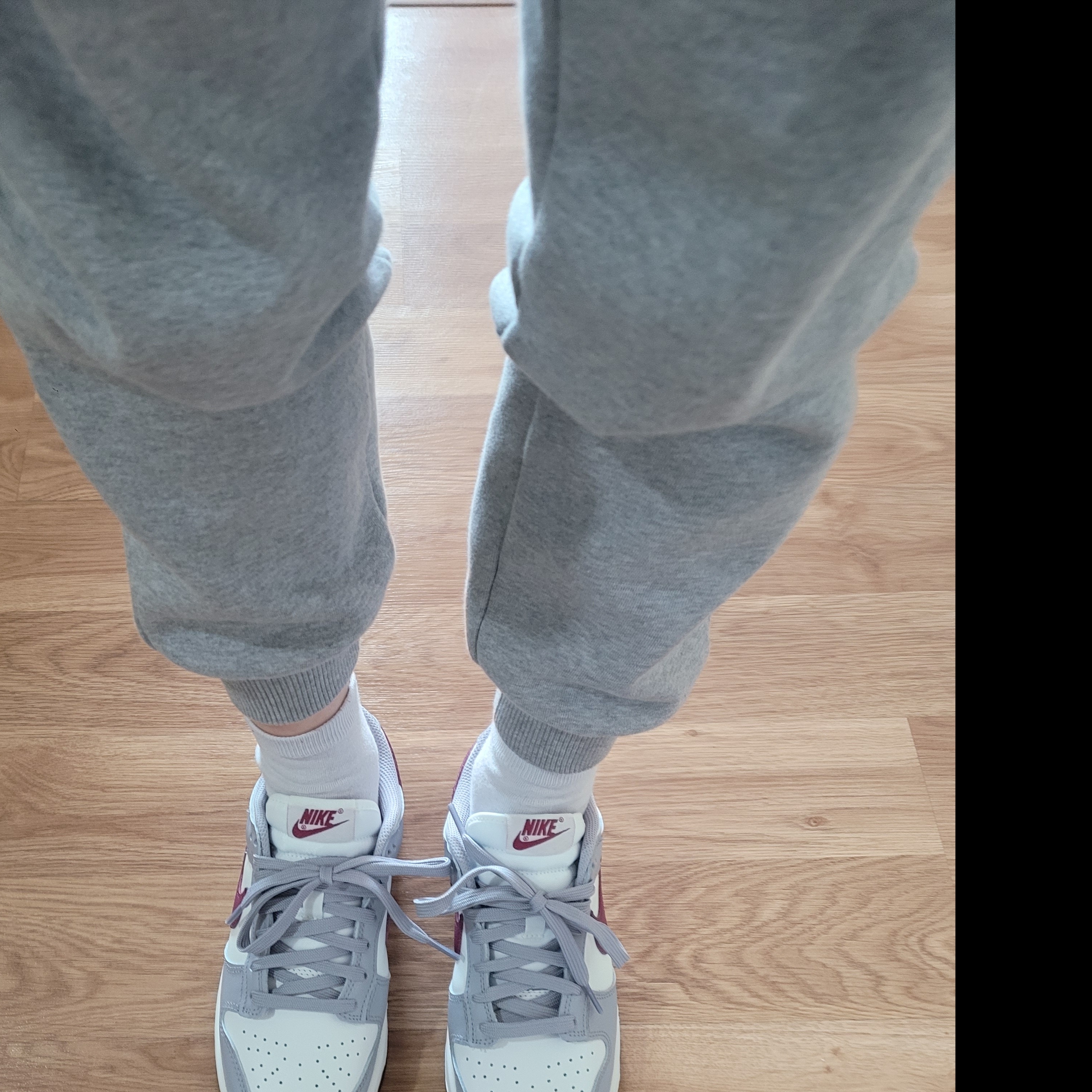 (W) Nike Dunk Low Wolf Grey Rosewood 착용 스타일 - 3