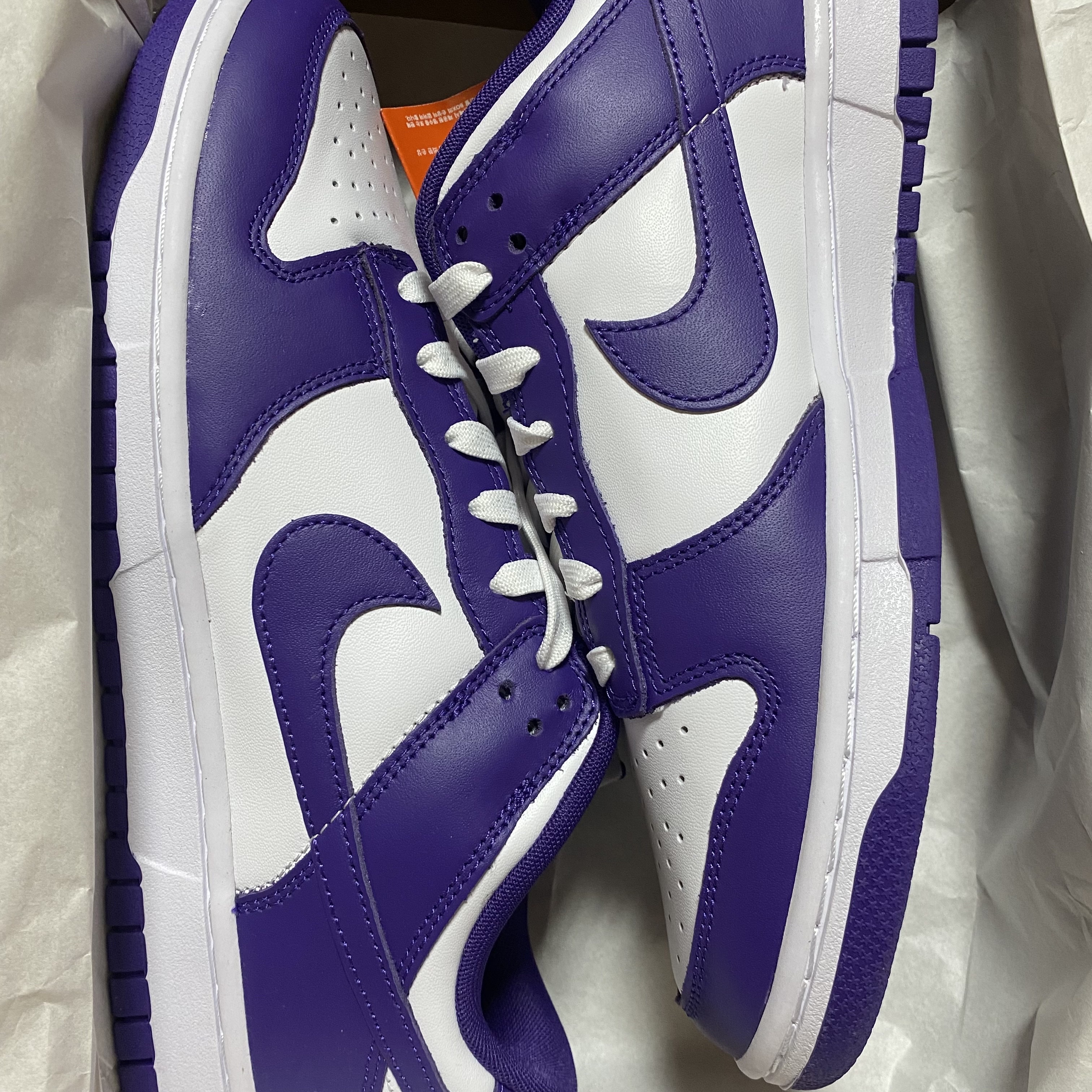 Nike Dunk Low Retro Championship Court Purple 착용 스타일