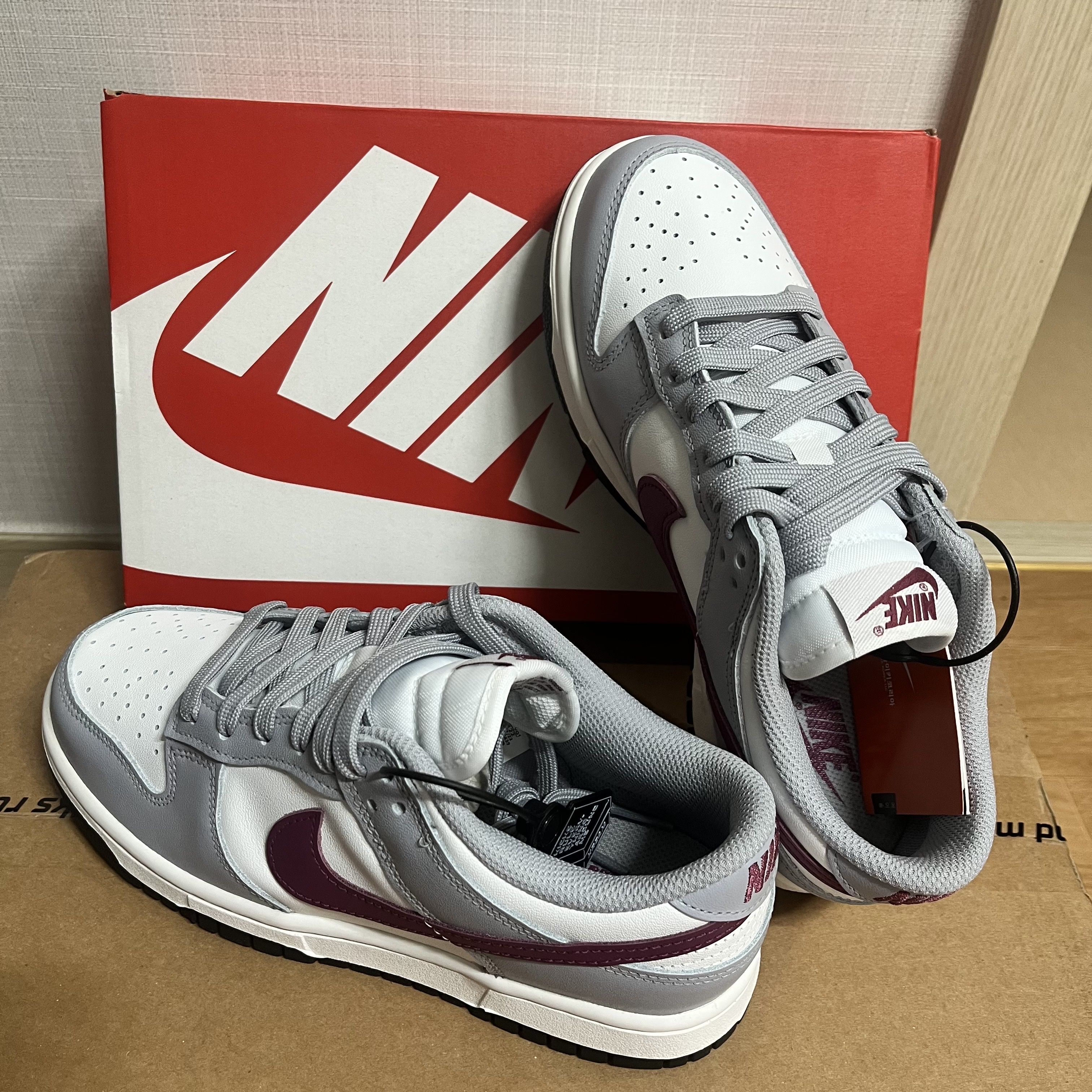 (W) Nike Dunk Low Wolf Grey Rosewood 착용 스타일