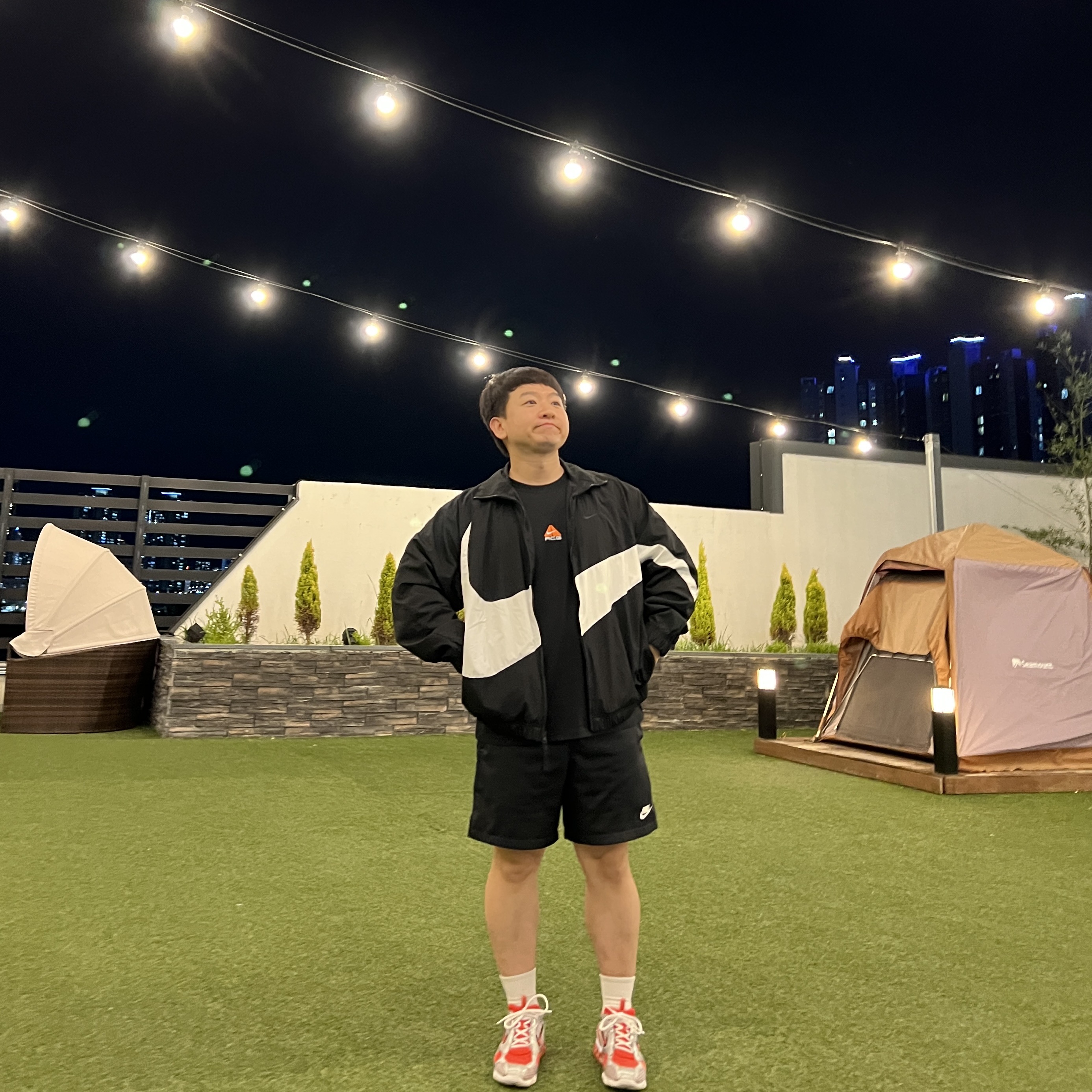 Nike ACG LBR Lungs T-Shirt Black - Asia, Nike NSW Big Swoosh Woven Jacket Black - Asia 착용 스타일