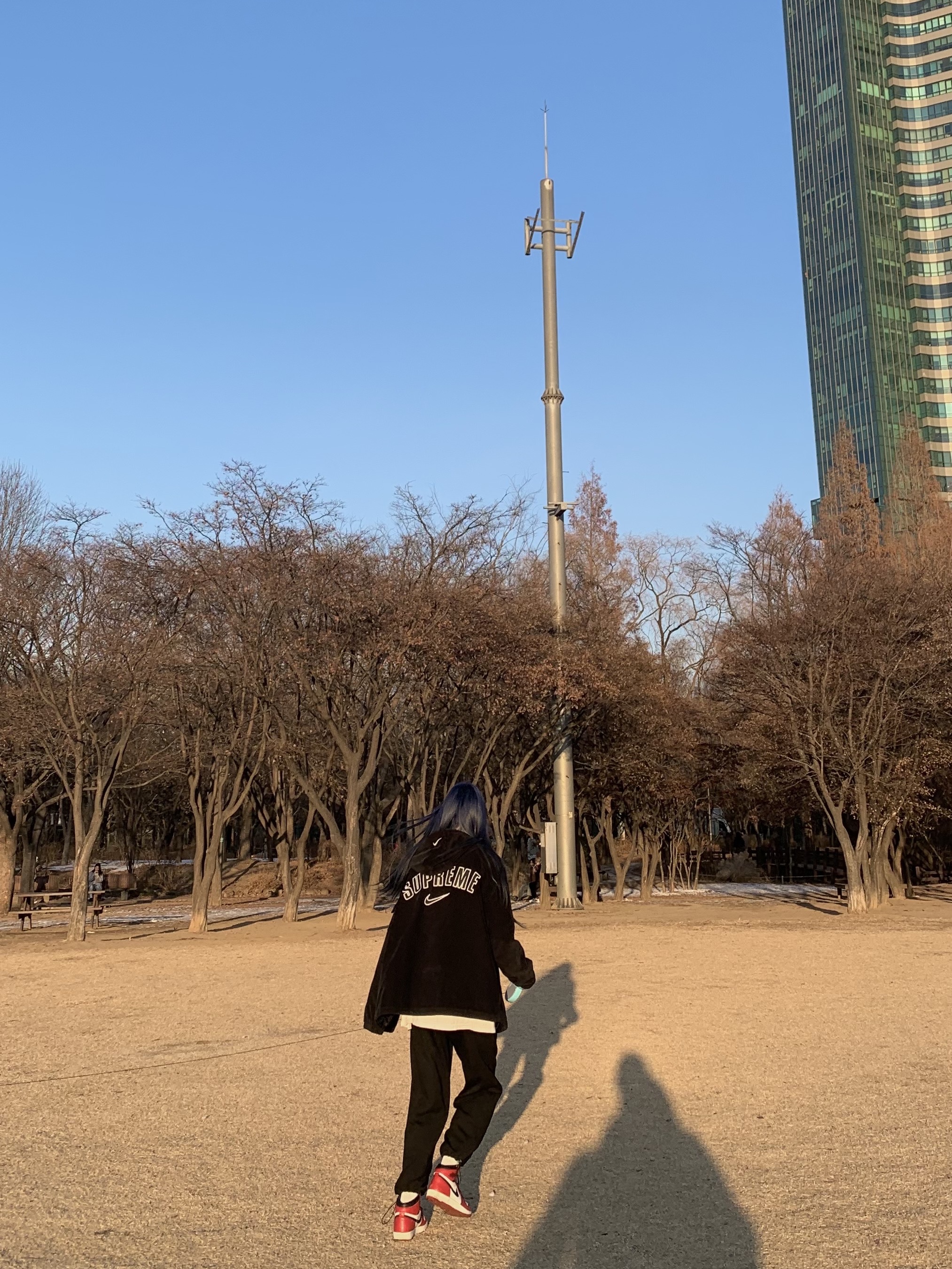 Supreme x Nike Arc Corduroy Hooded Jacket Black - 22SS, (GS) Jordan 1.5 Retro Chicago 2015 착용 스타일 - 2
