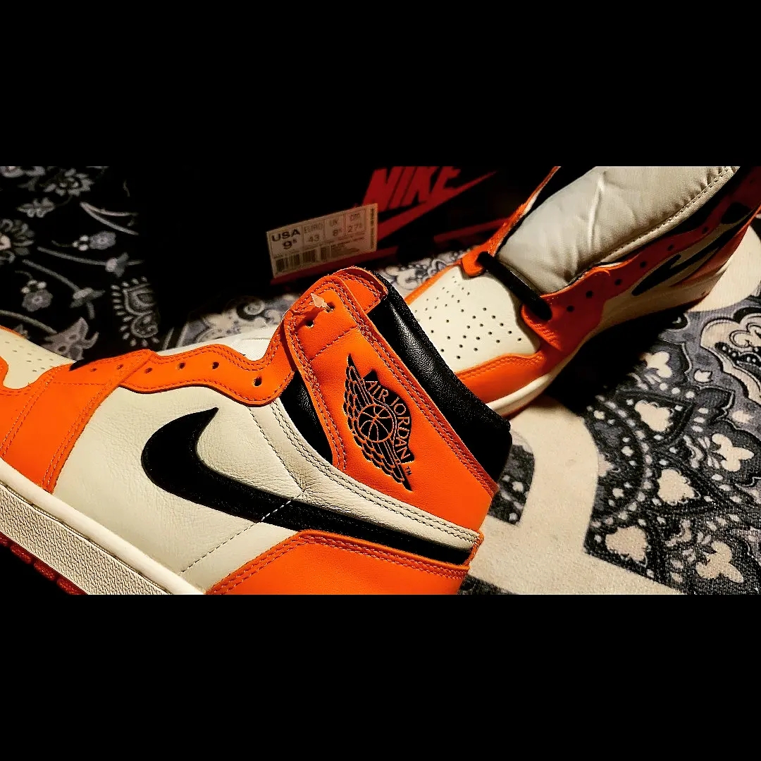 Jordan 1 Retro High OG Reverse Shattered Backboard 착용 스타일 - 3