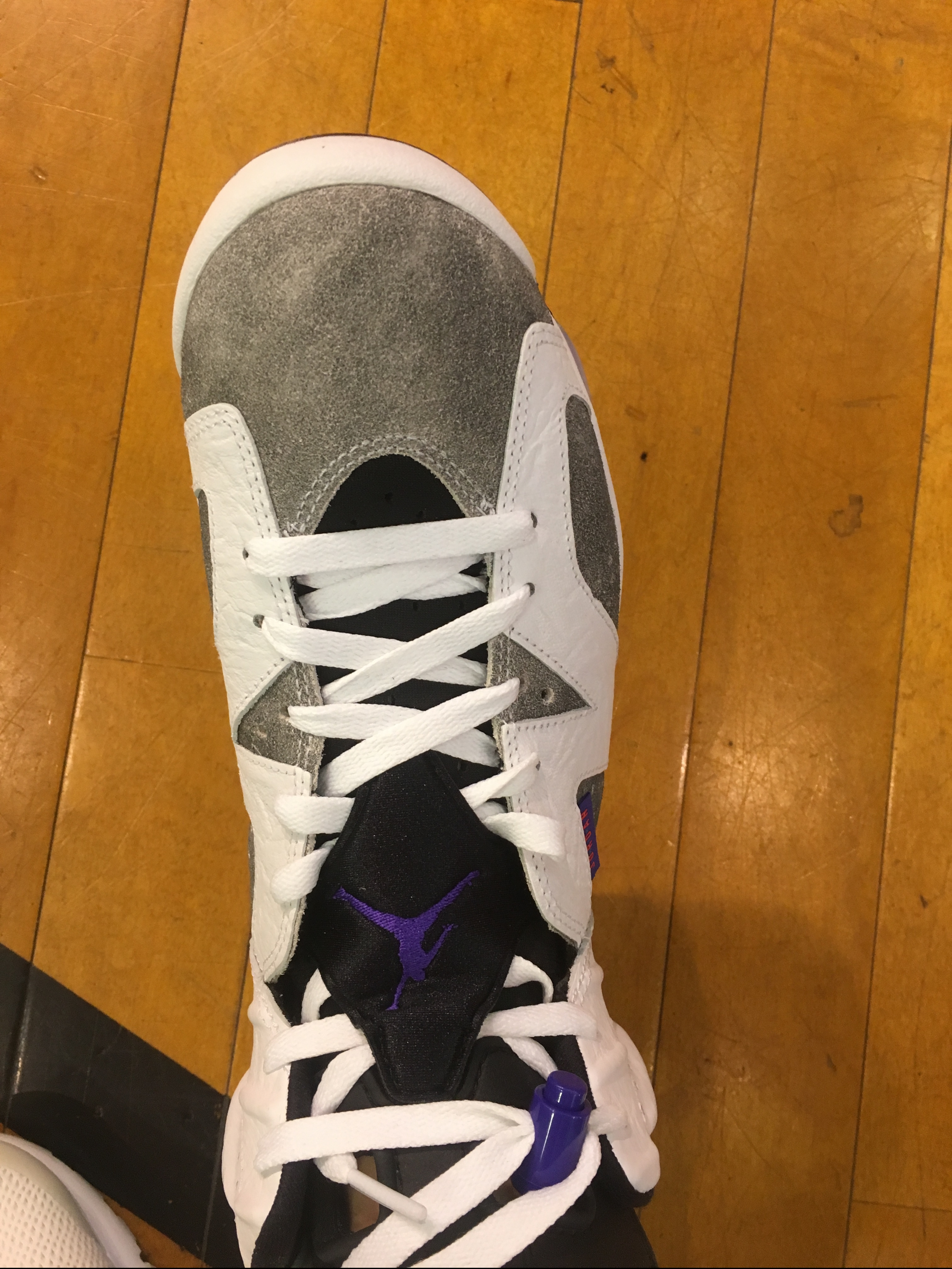 Jordan 6 Retro Flight Nostalgia 착용 스타일