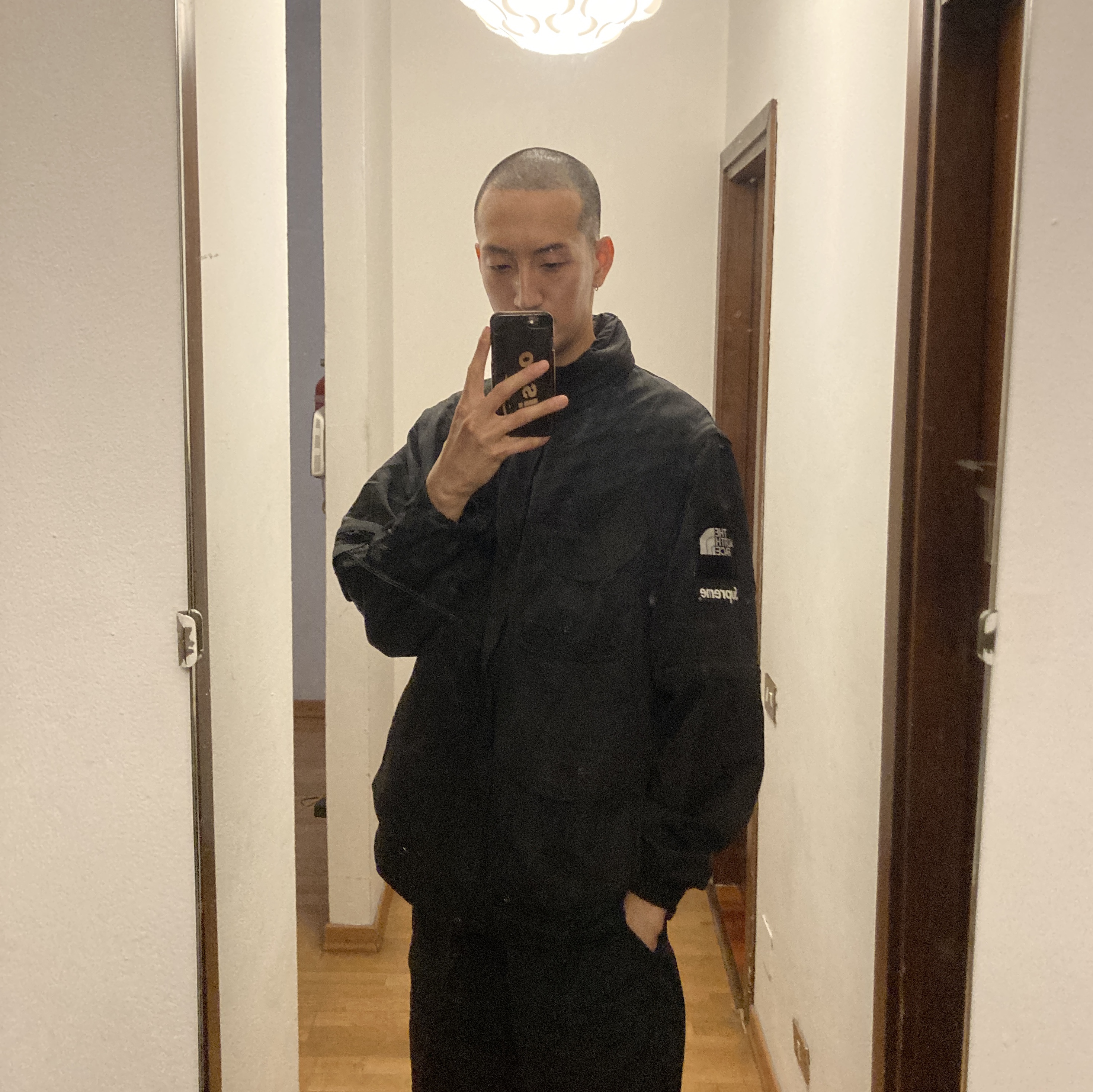 Supreme x The North Face Trekking Convertible Jacket Black - 22SS 착용 스타일