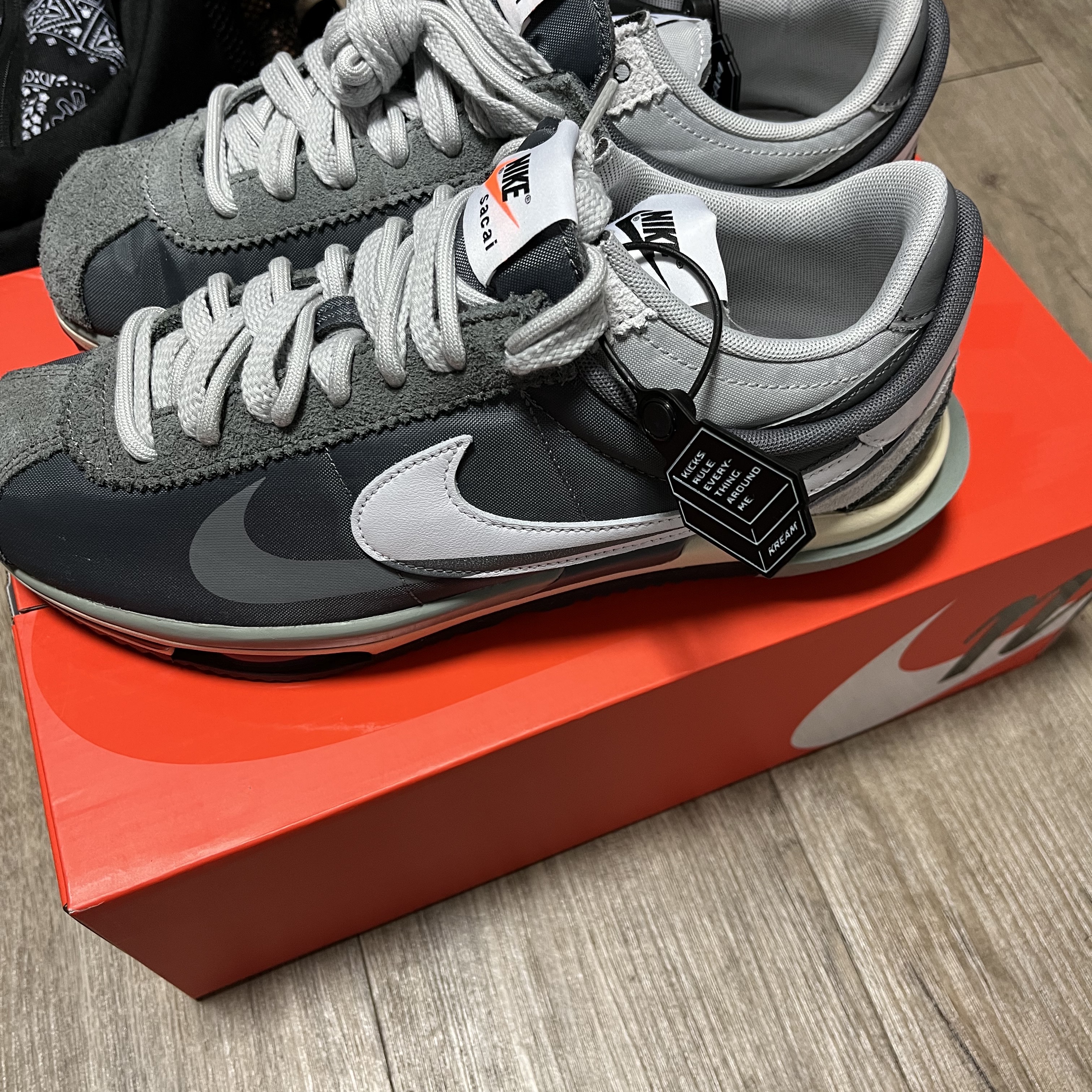 Nike x Sacai Zoom Cortez SP Iron Grey 착용 스타일
