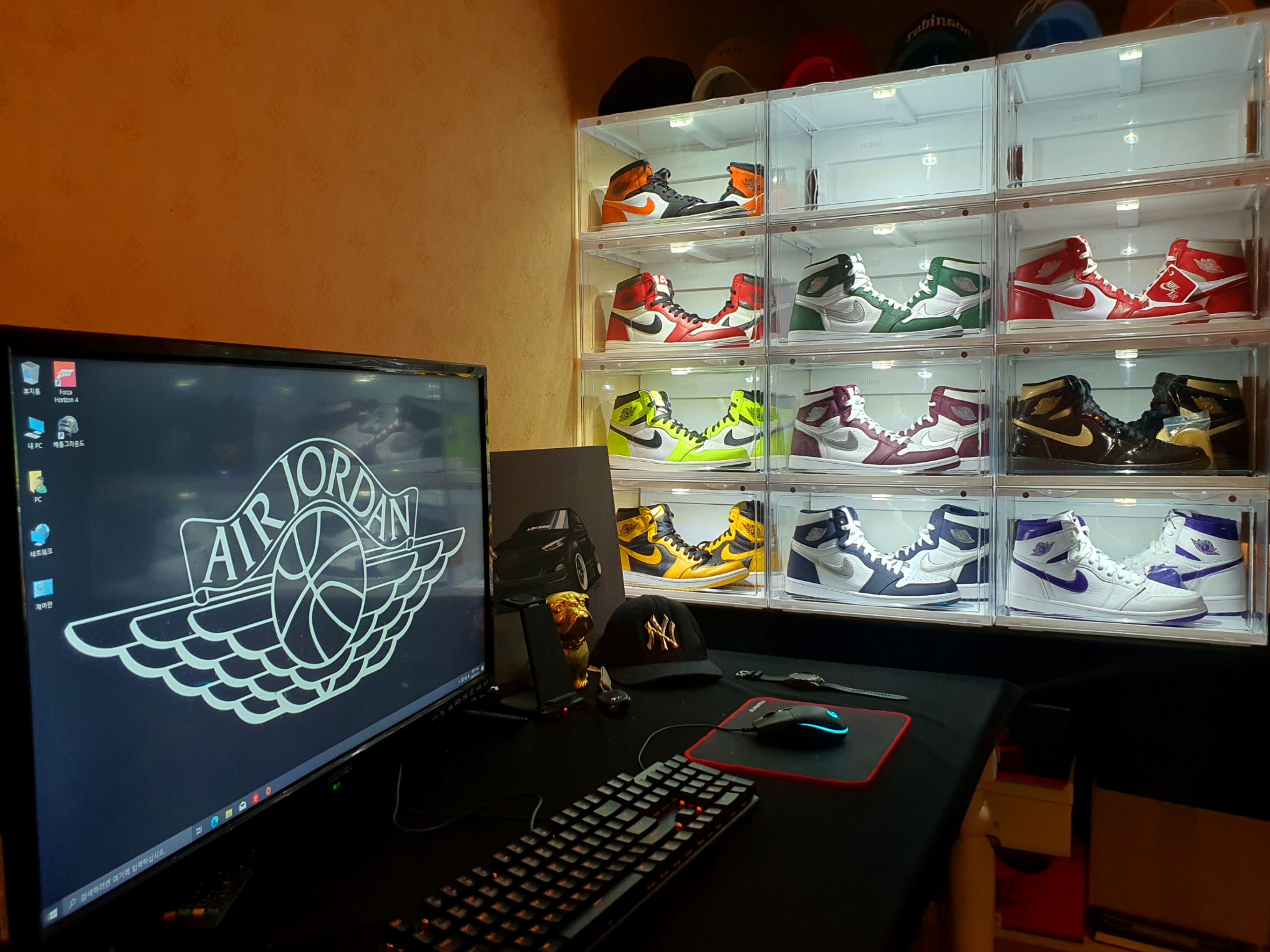 Jordan 1 Mid Shattered Backboard, Jordan 1 Retro High OG Chicago 2022 착용 스타일