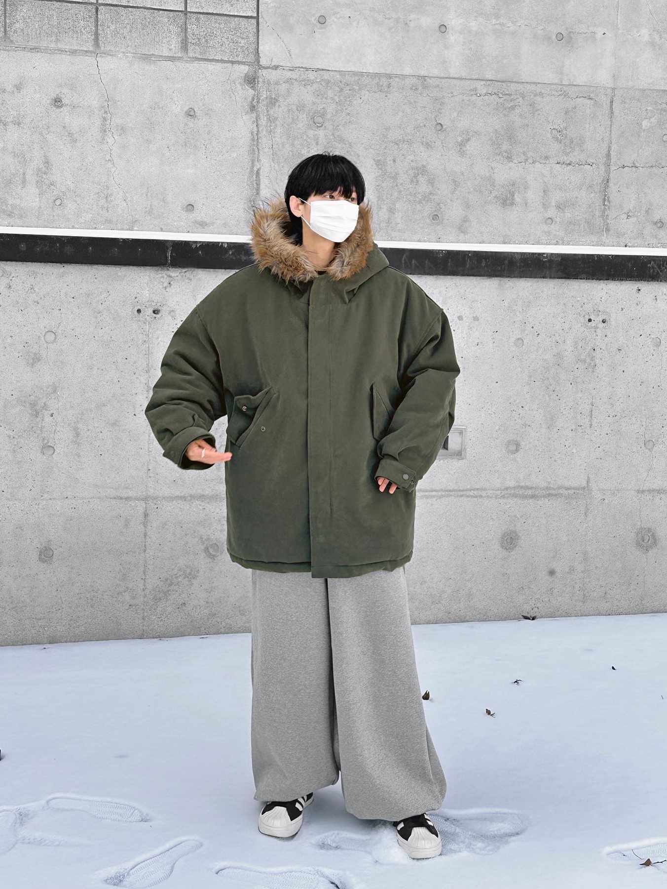 Y-3 Yohji Star Black White 착용 스타일 - 1