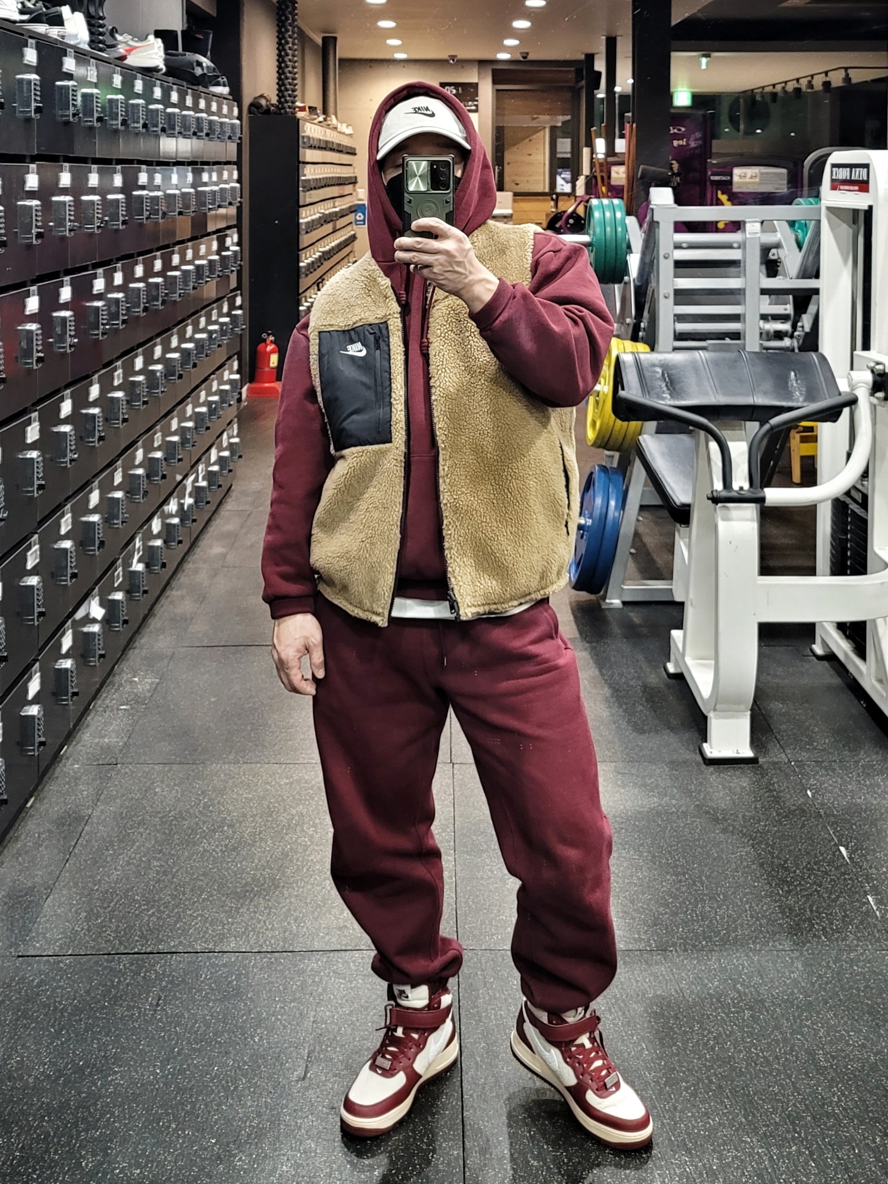 Nike Air Force 1 Mid London, Nike Heritage 86 Futura Washed Cap Light Bone 착용 스타일 - 1