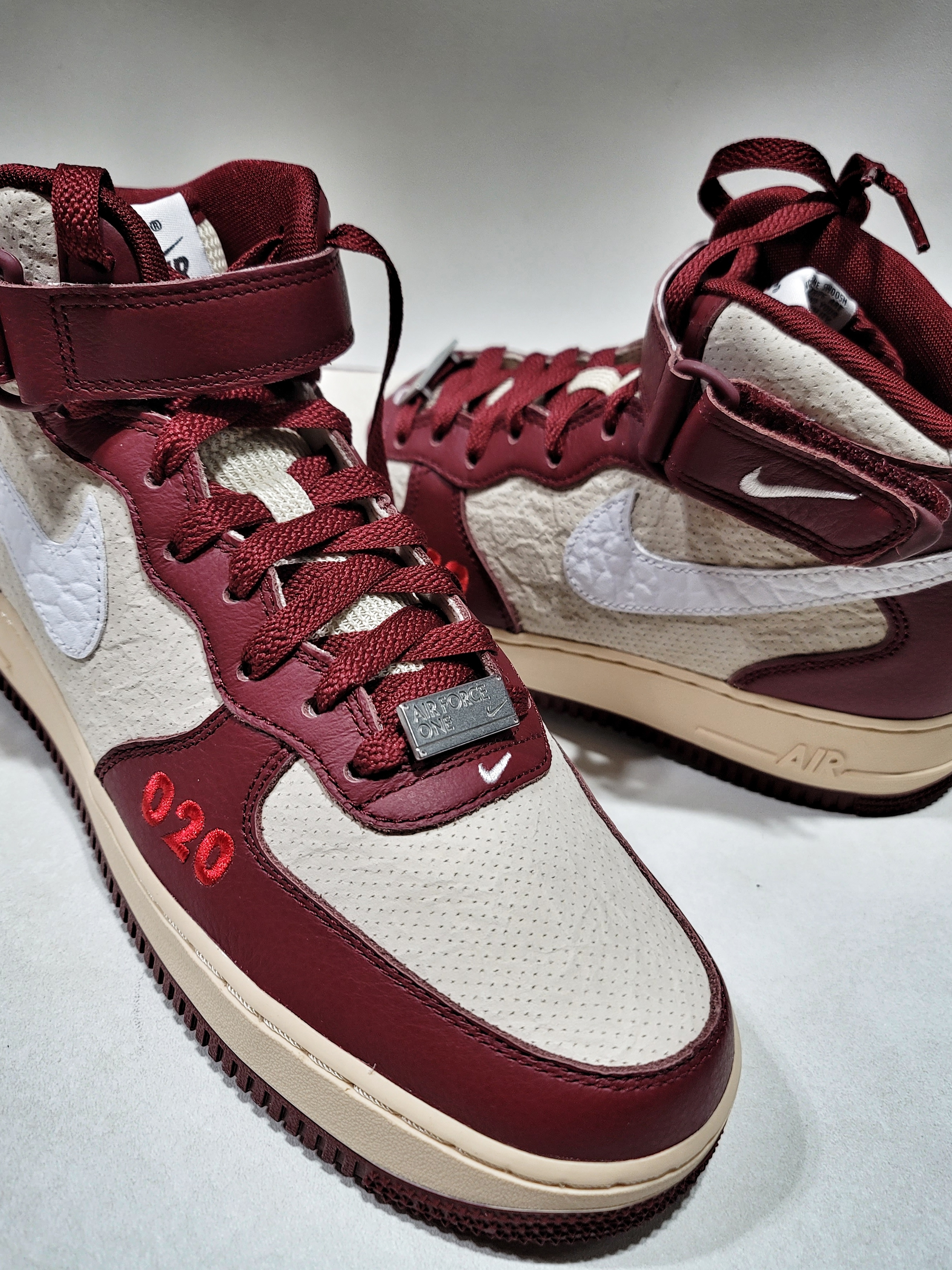 Nike Air Force 1 Mid London, Nike Heritage 86 Futura Washed Cap Light Bone 착용 스타일 - 2