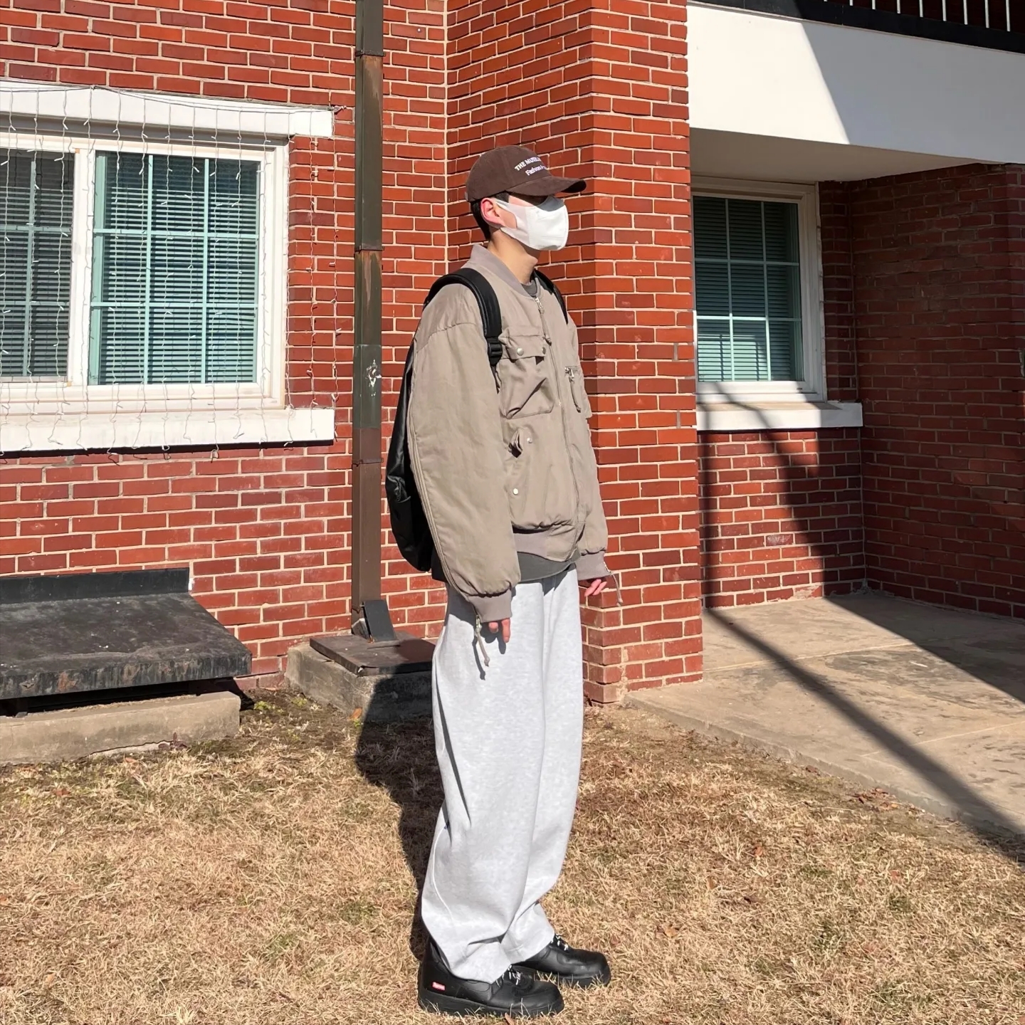 Zara x Ader Error Jogger Pants Grey, Nike x Supreme Air Force 1 Low Black 착용 스타일 - 2