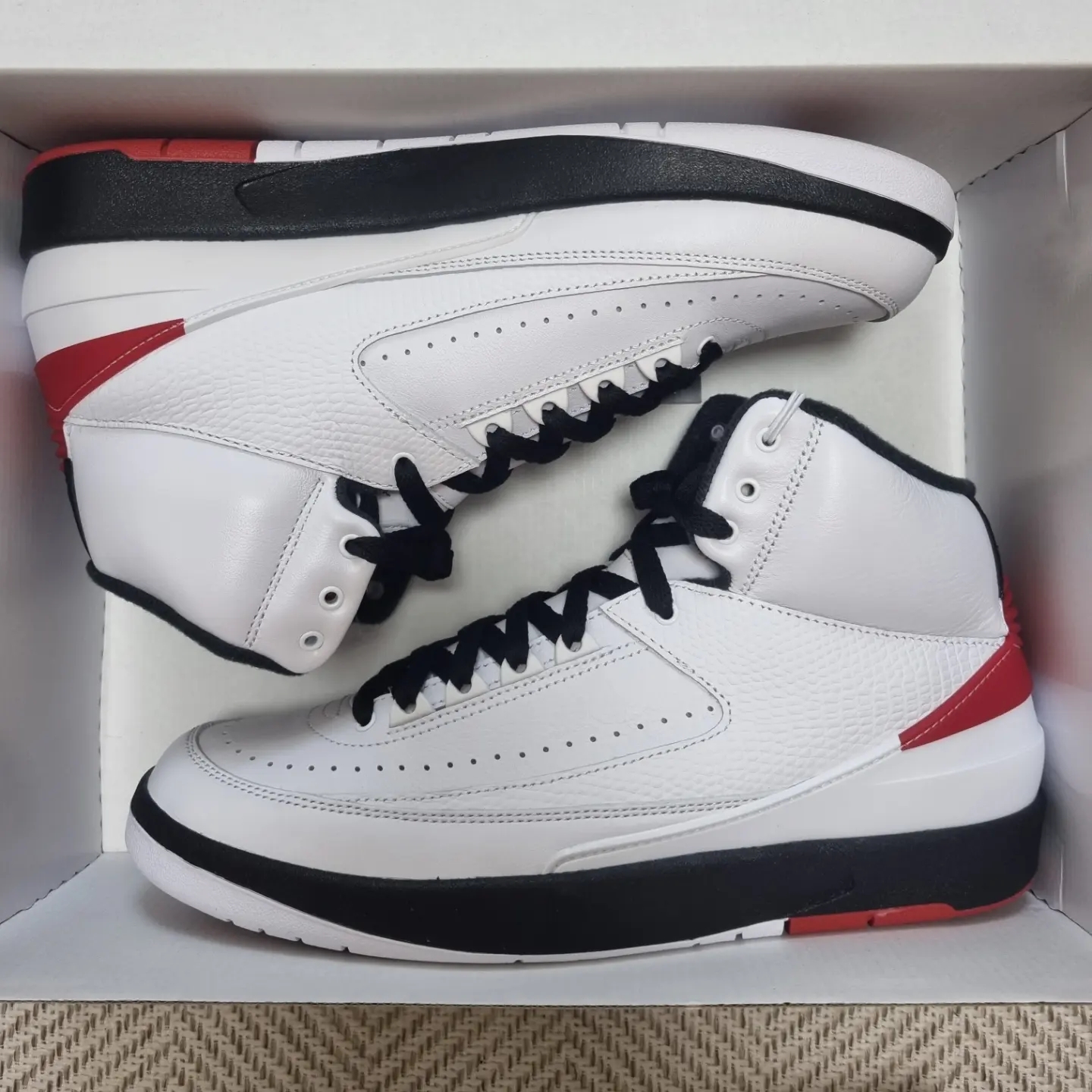 Jordan 2 Retro OG Chicago 착용 스타일 - 5