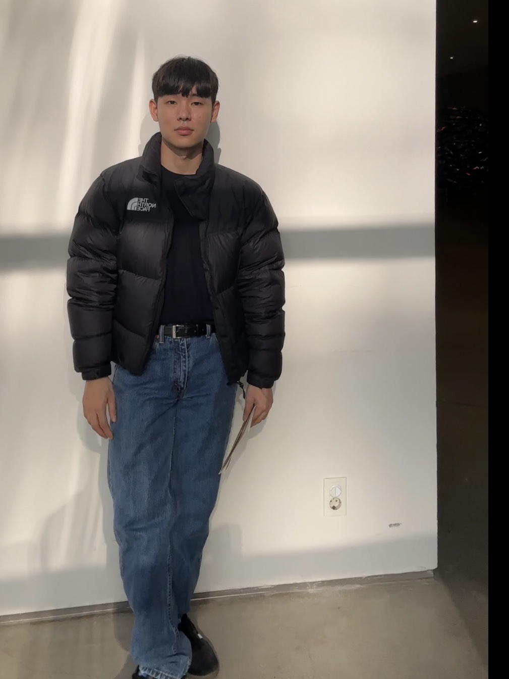 The North Face 1996 Eco Nuptse Jacket Black, Adidas Samba ADV Black 착용 스타일 - 1