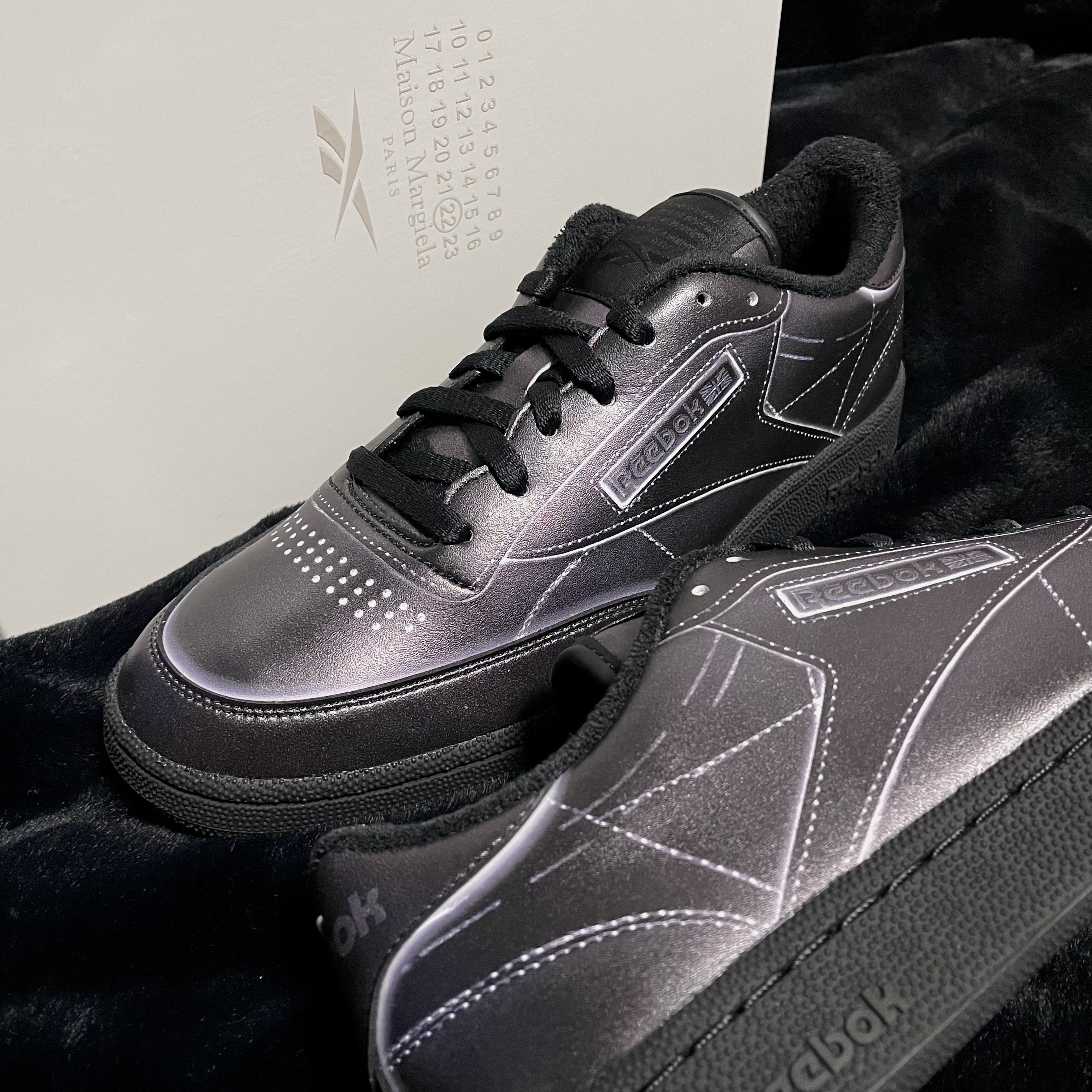 Reebok x Maison Margiela Club C TL Black 착용 스타일
