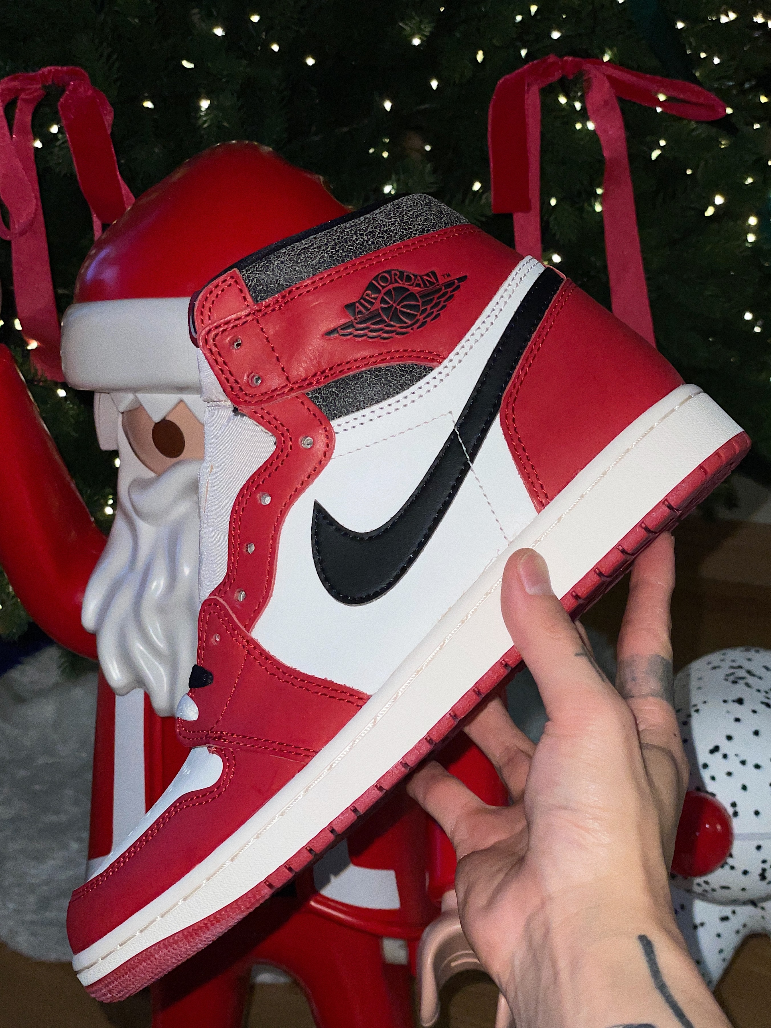 Jordan 1 Retro High OG Chicago 2022, Playmobil Santa XXL 착용 스타일 - 2