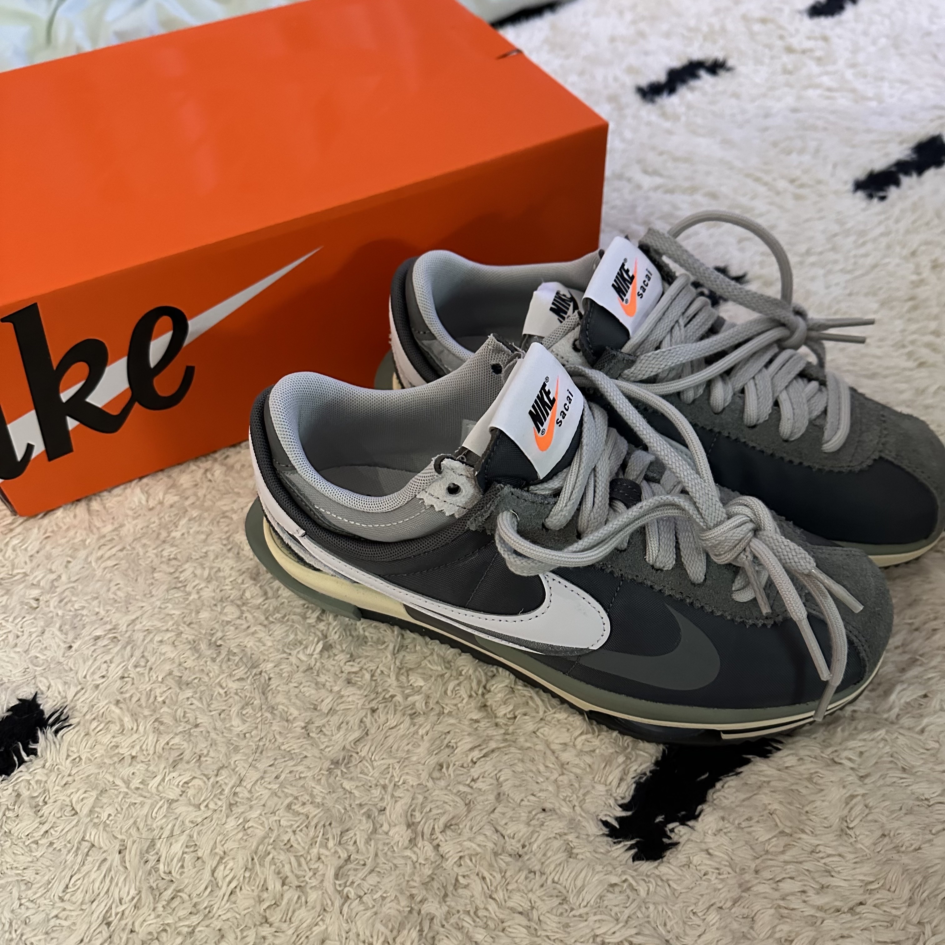 Nike x Sacai Zoom Cortez SP Iron Grey 착용 스타일