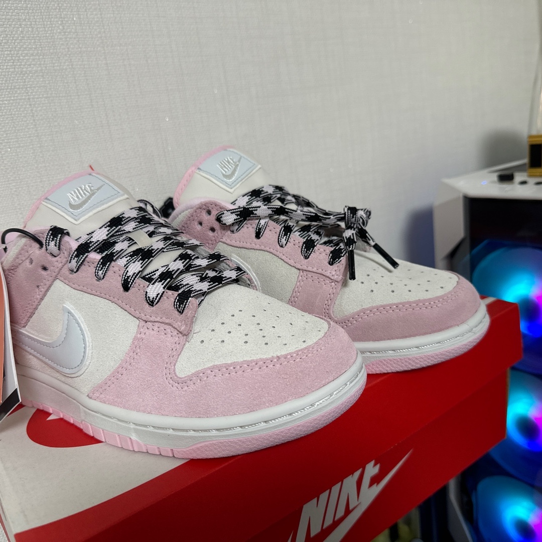 (W) Nike Dunk Low LX Pink Foam 착용 스타일 - 2