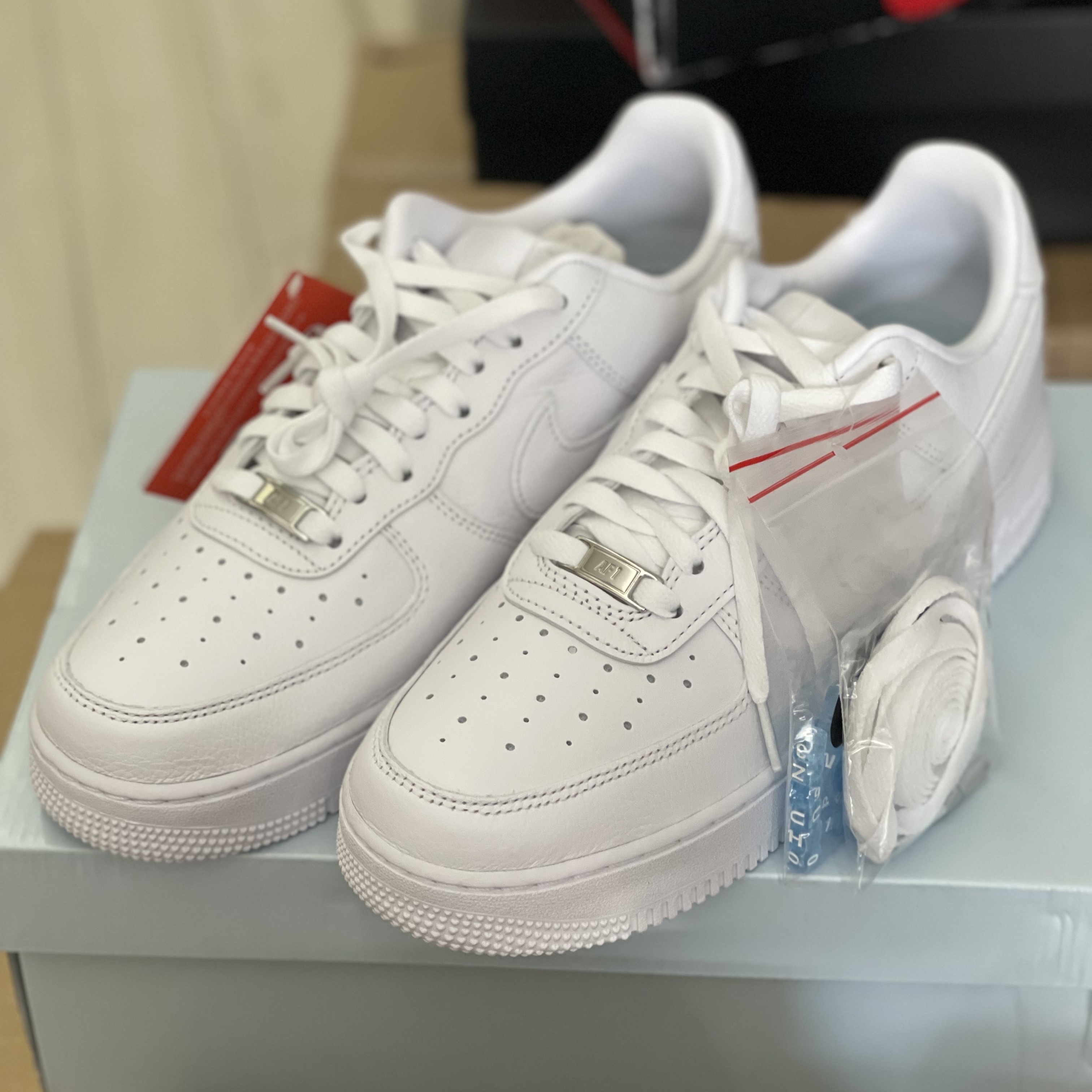 Nike x Drake Nocta Air Force 1 Low SP Certified Lover Boy White 착용 스타일 - 1