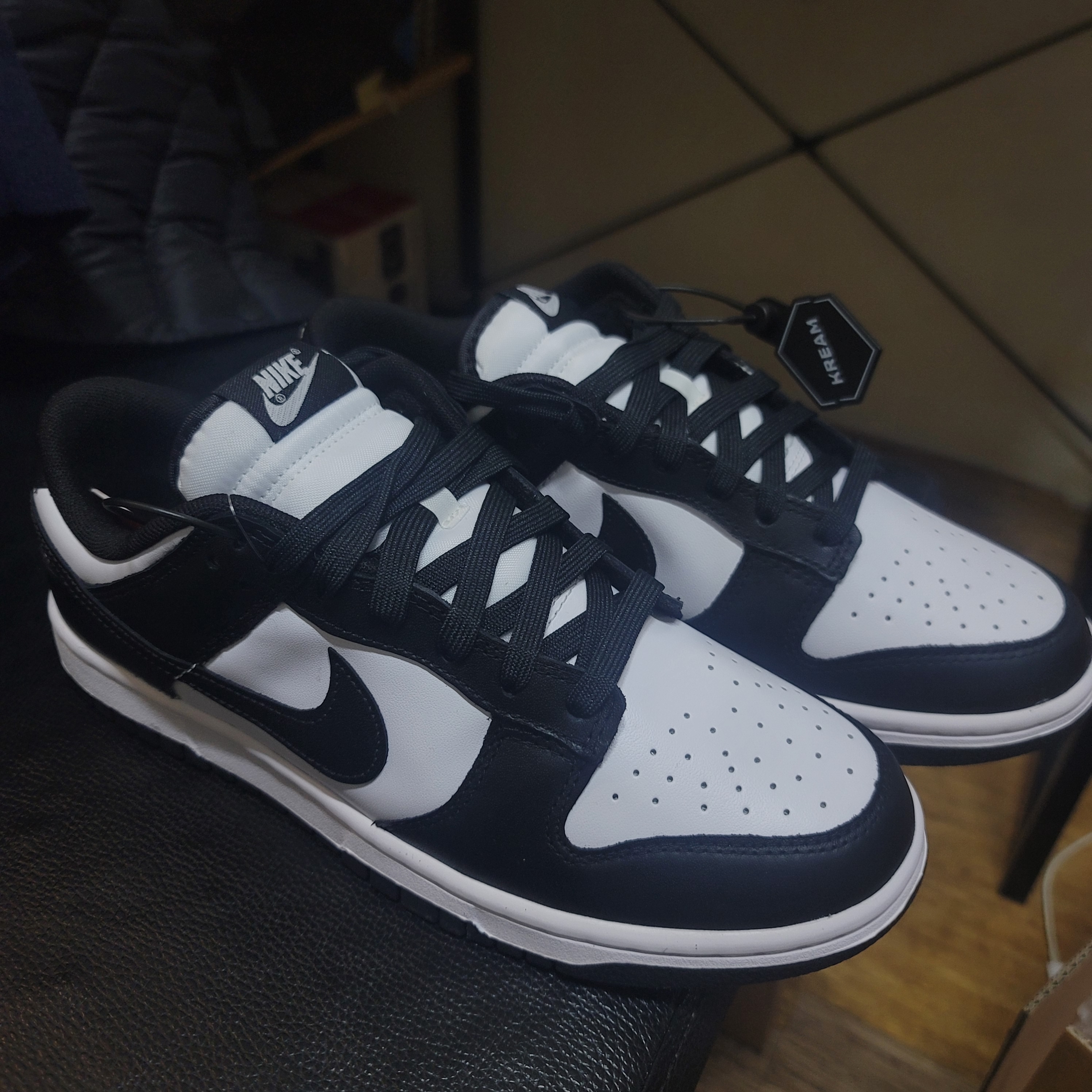 Nike Dunk Low Retro Black 착용 스타일