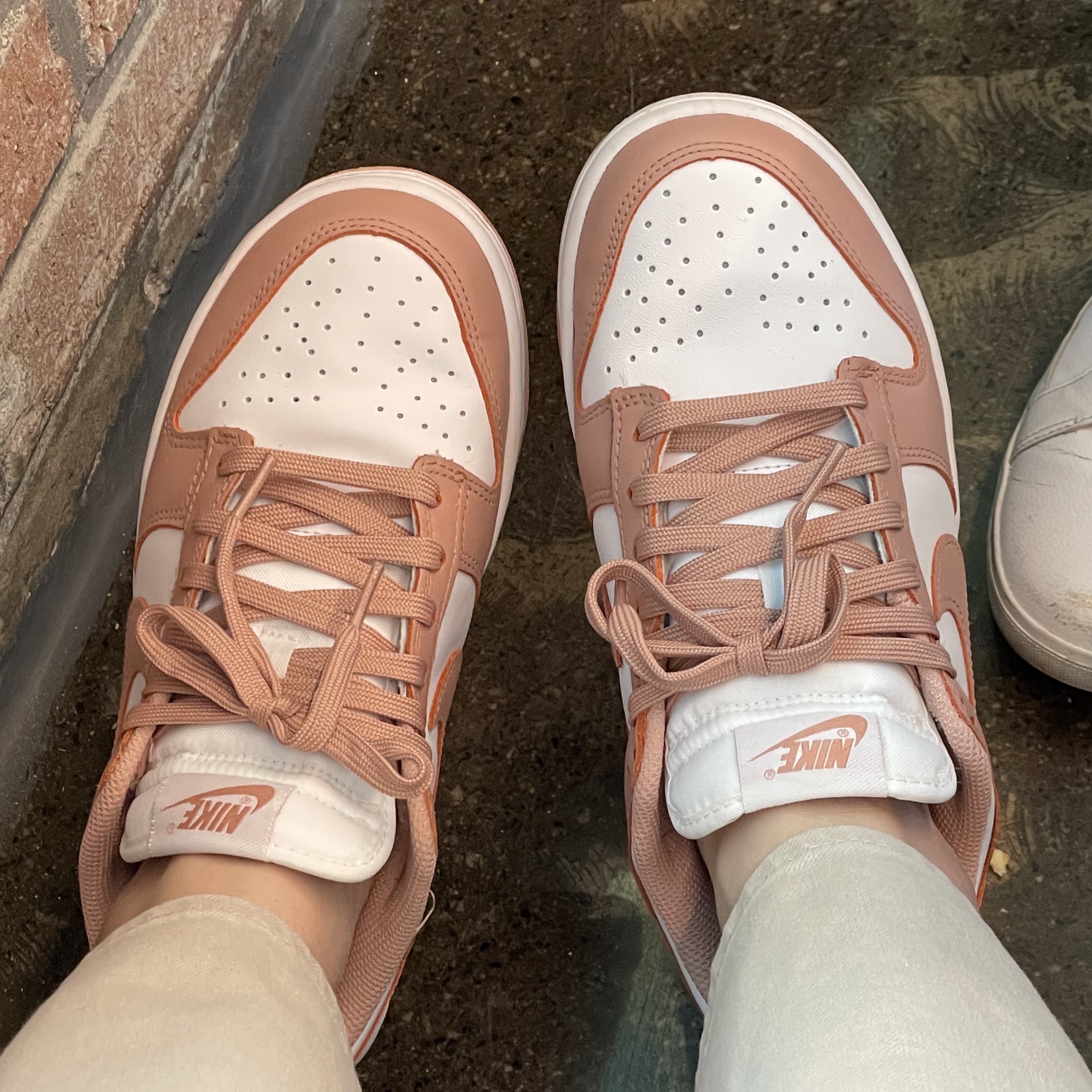 (W) Nike Dunk Low Rose Whisper 착용 스타일