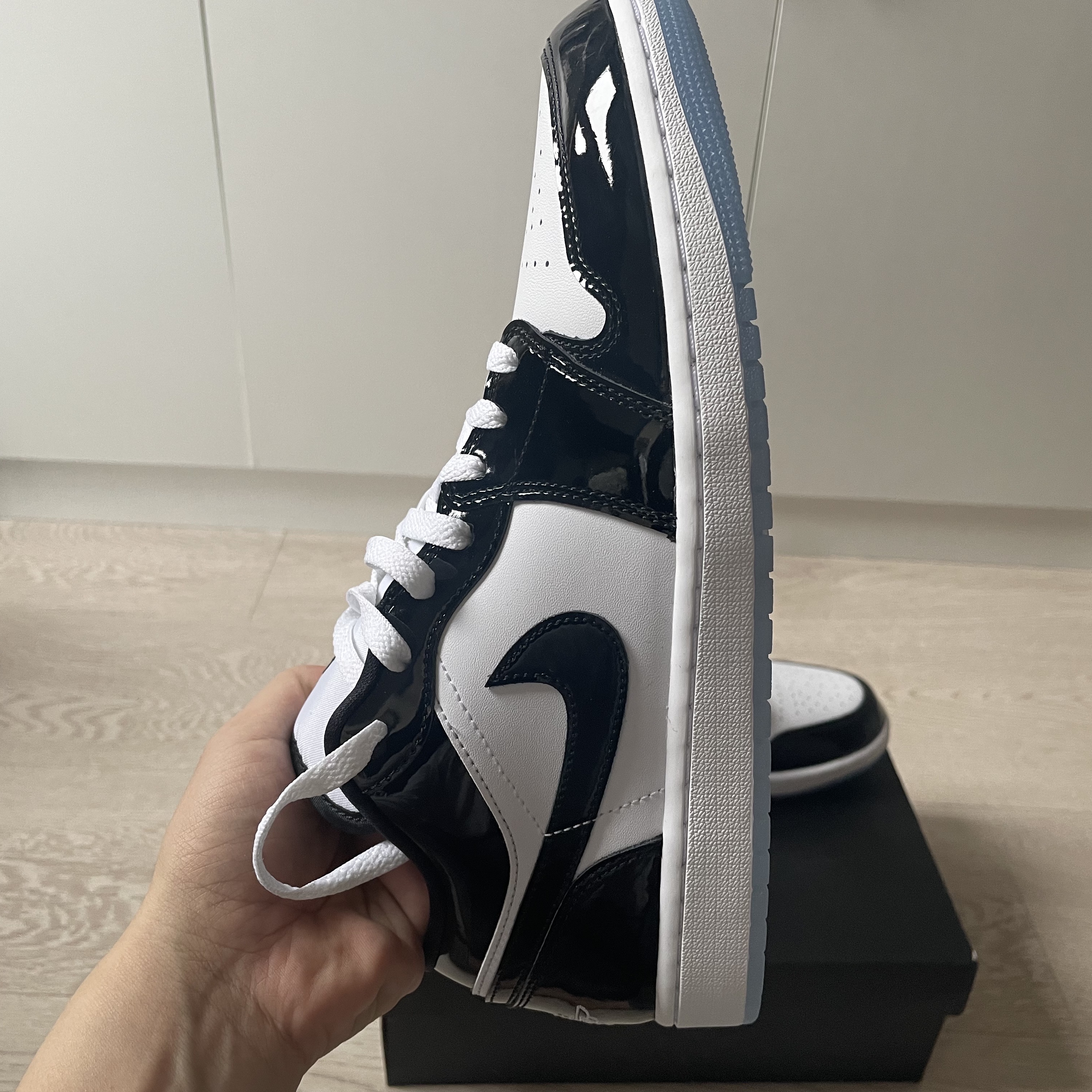 Jordan 1 Low SE Concord 착용 스타일 - 2
