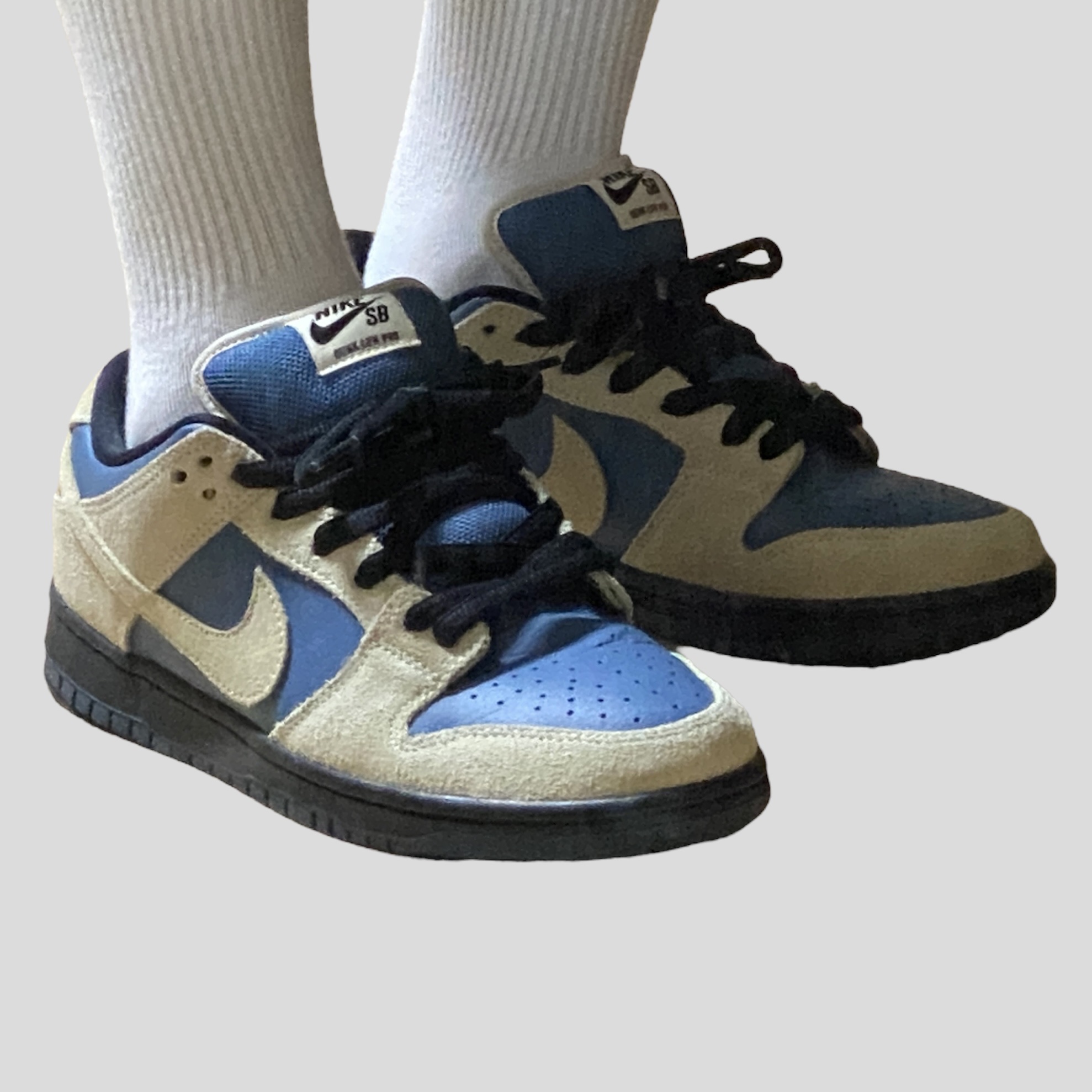 Nike SB Dunk Low Pro Dark Russet, Nike SB Dunk High Pro Maize and Black 착용 스타일 - 4