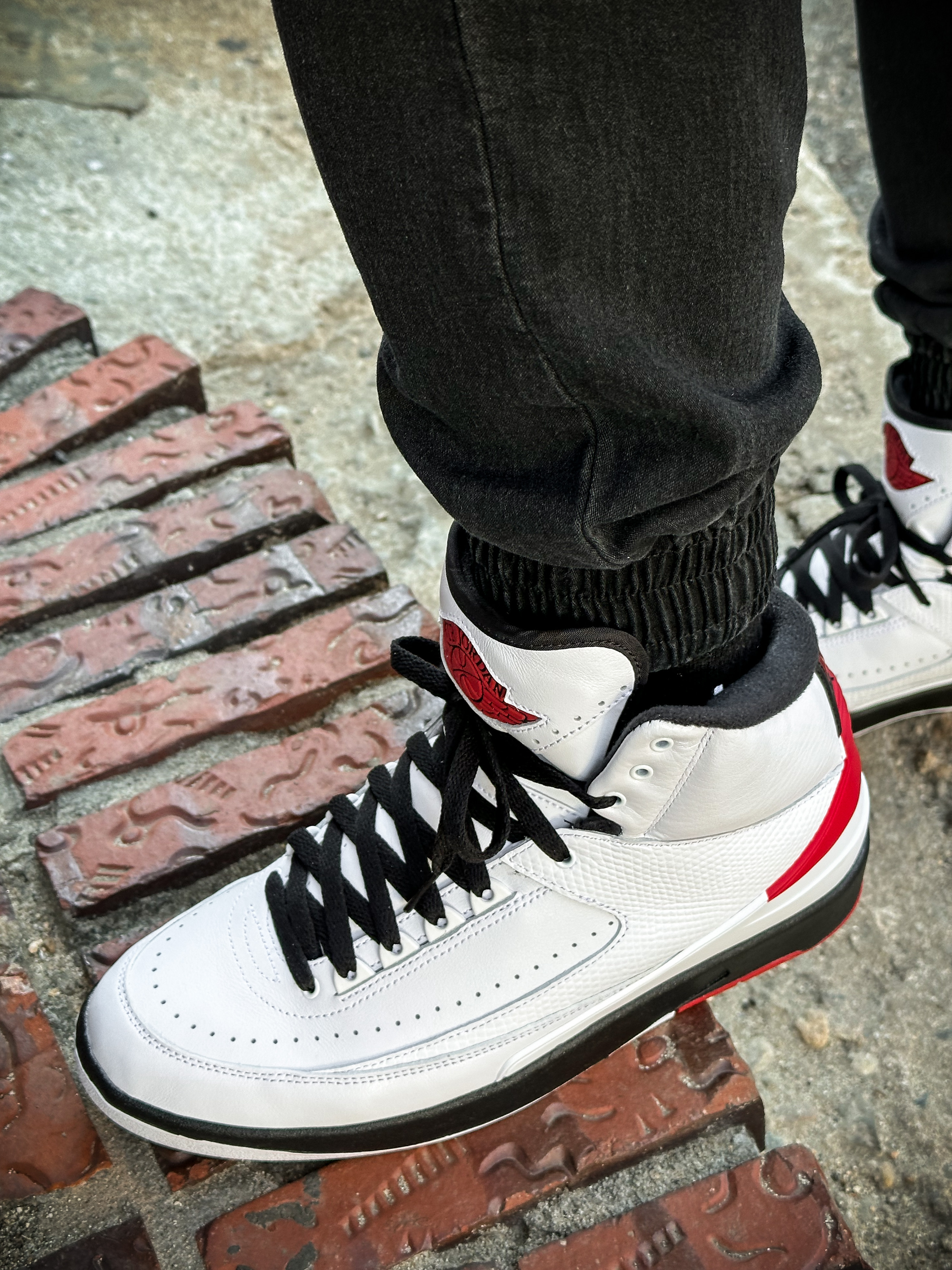 Jordan 2 Retro OG Chicago 착용 스타일 - 2
