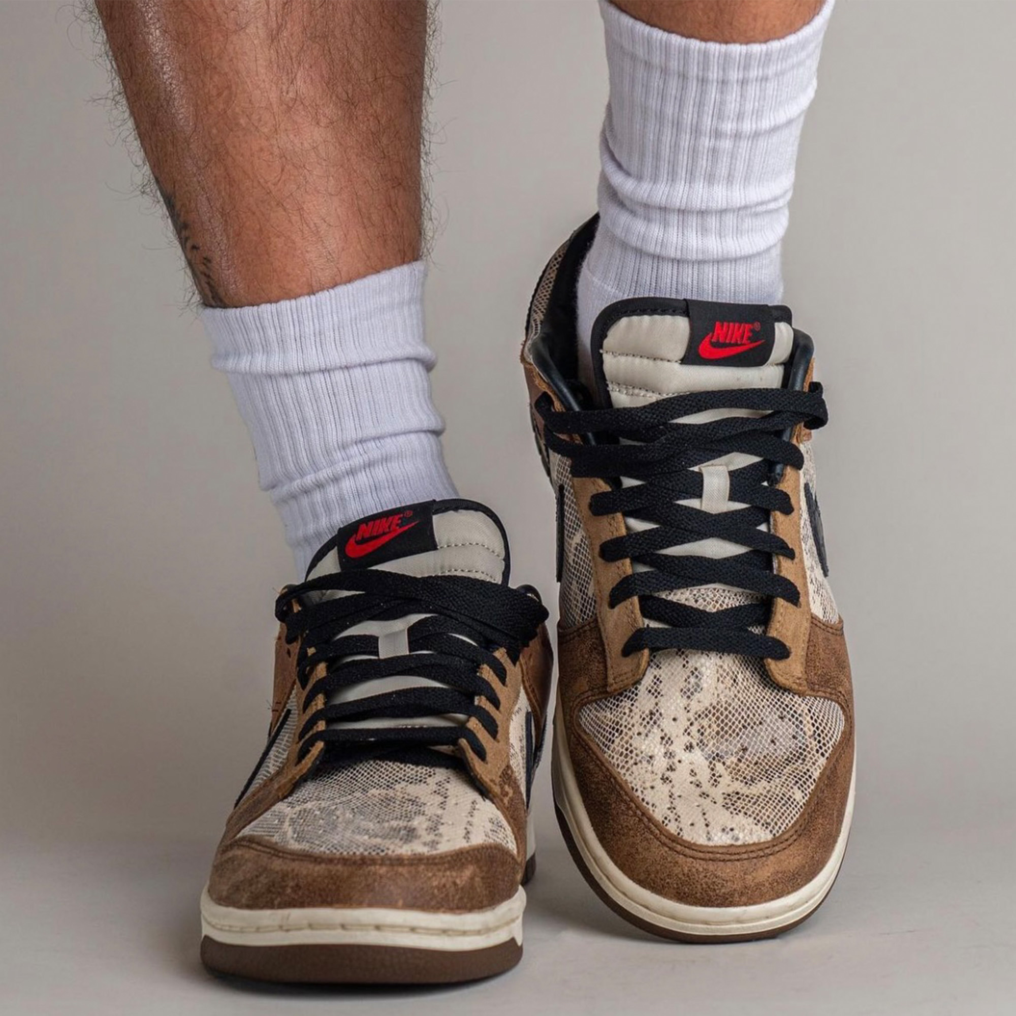Nike Dunk Low PRM Head to Head 착용 스타일 - 4