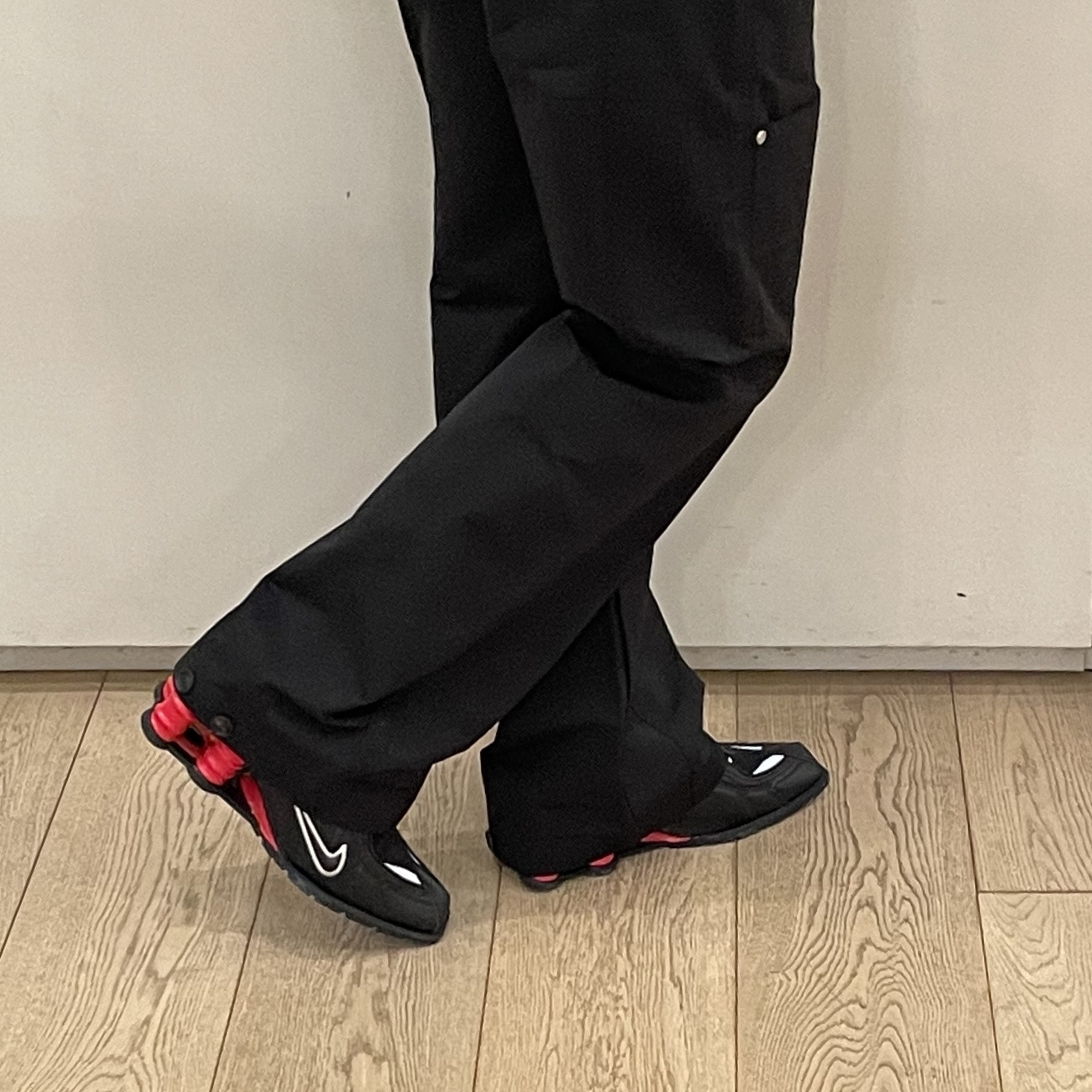 Nike x Martine Rose Shox MR4 Black 착용 스타일