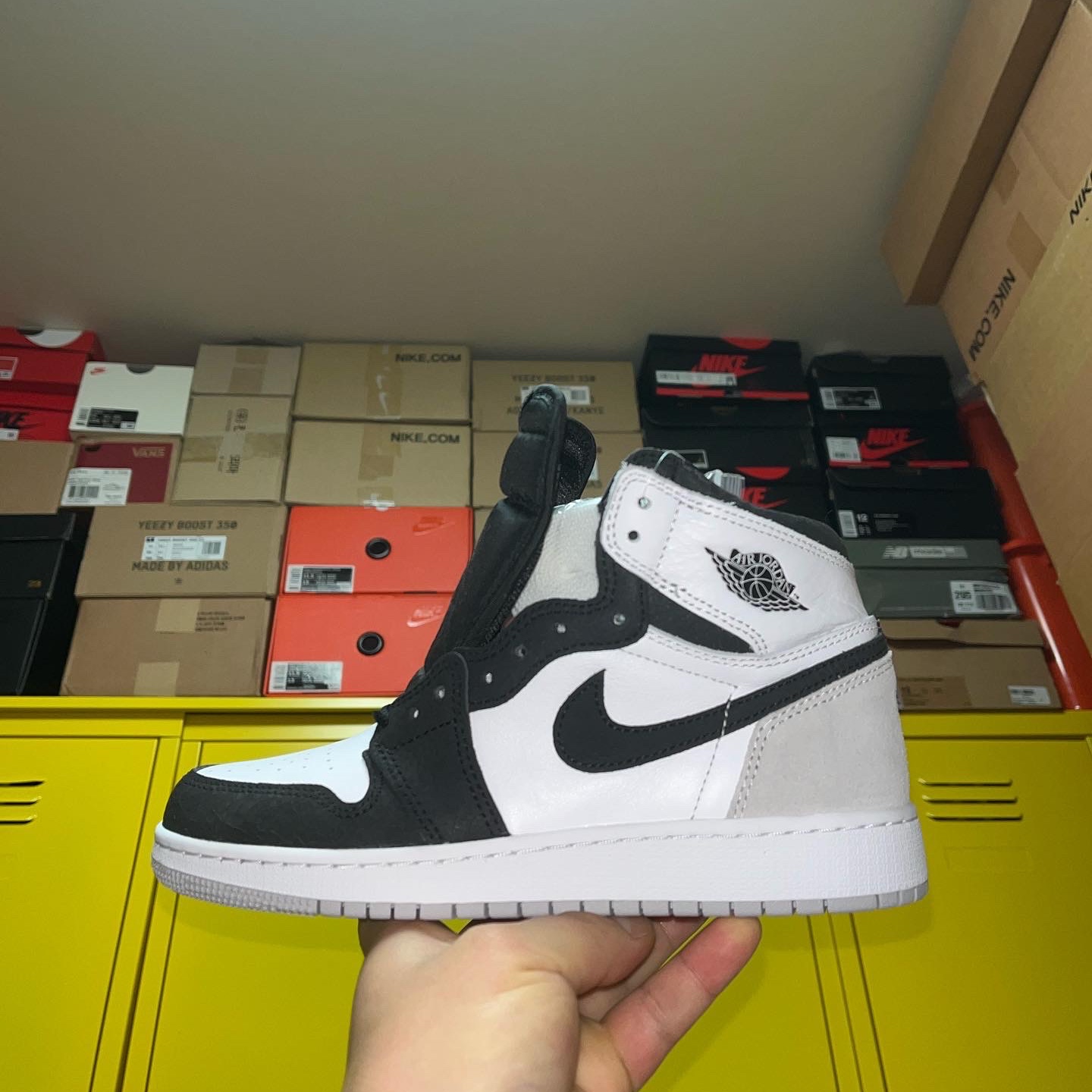 (GS) Jordan 1 Retro High OG Bleached Coral 착용 스타일