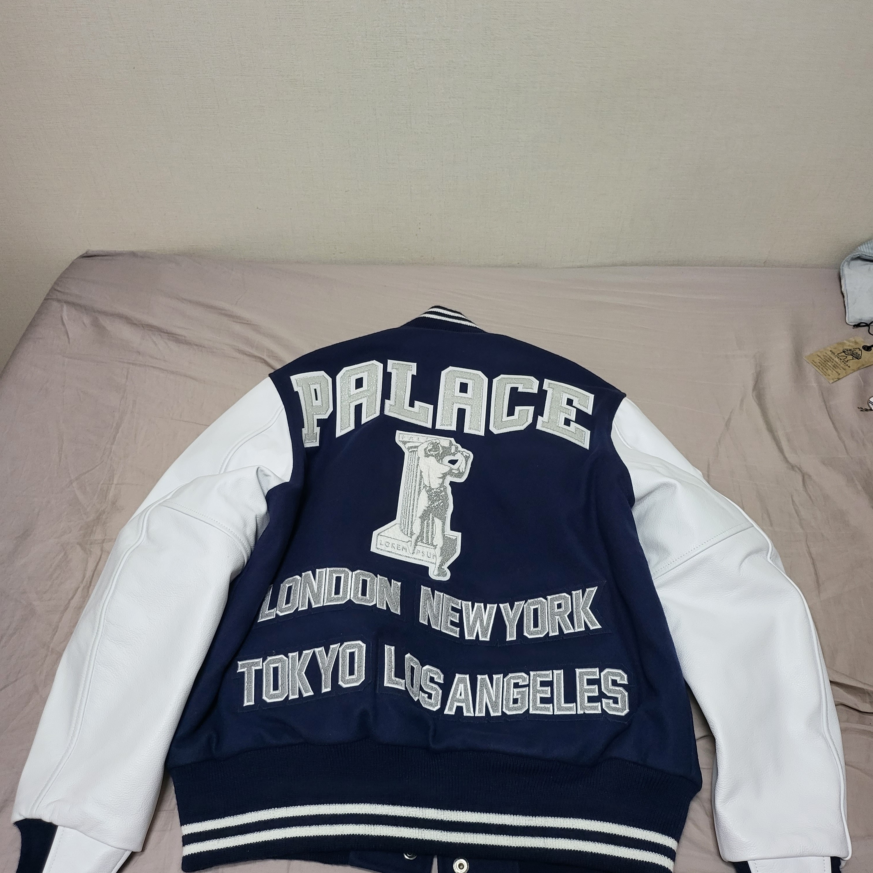 Palace Greek Varsity Jacket Blue - 22FW 착용 스타일 - 2