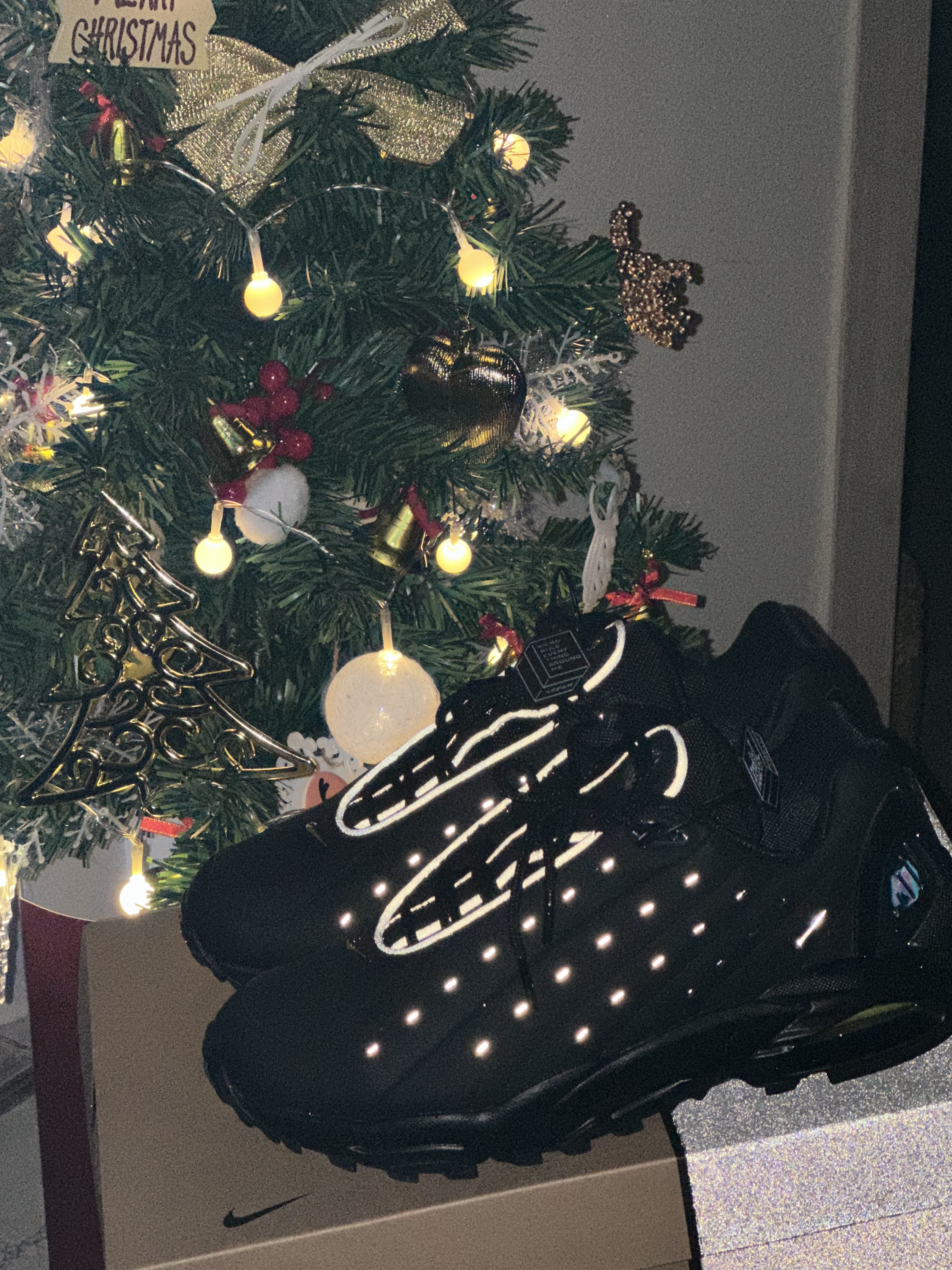 Nike x Drake Nocta Hot Step Air Terra Triple Black 착용 스타일