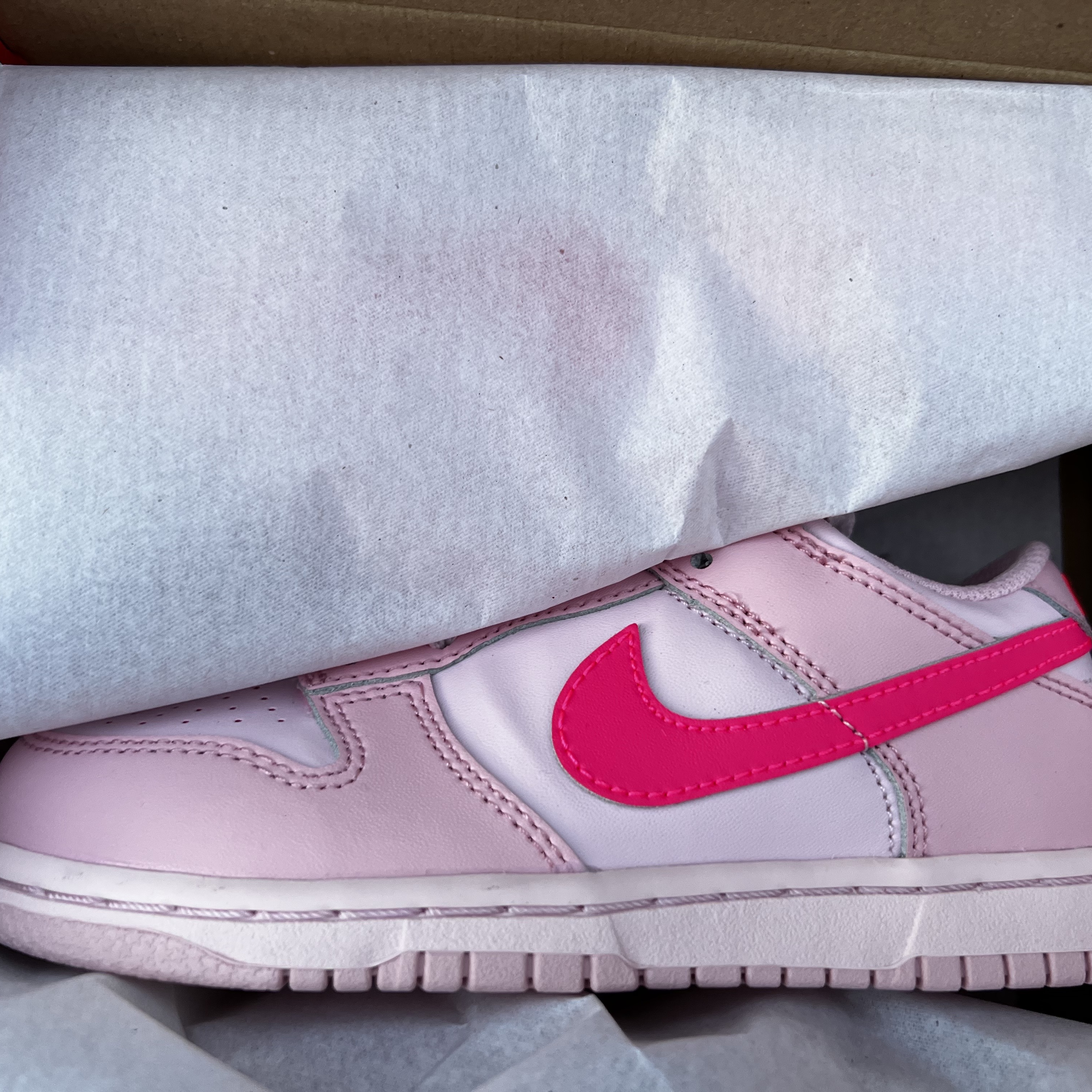 (PS) Nike Dunk Low Triple Pink 착용 스타일