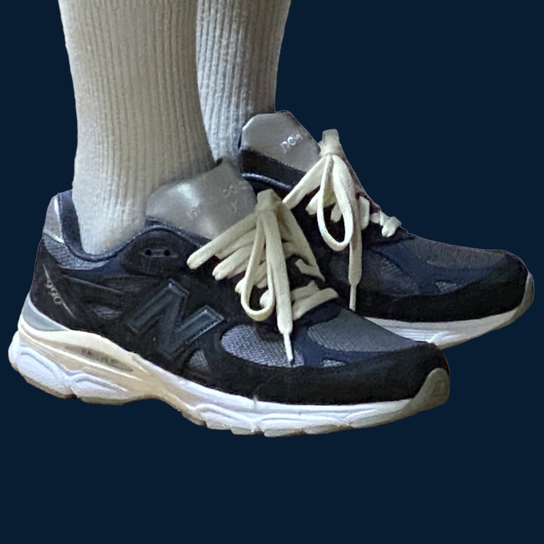 New Balance x Kith R_C 1300 10th Anniversary Antler, New Balance x Kith 990v2 CL Steel Blue 착용 스타일 - 3