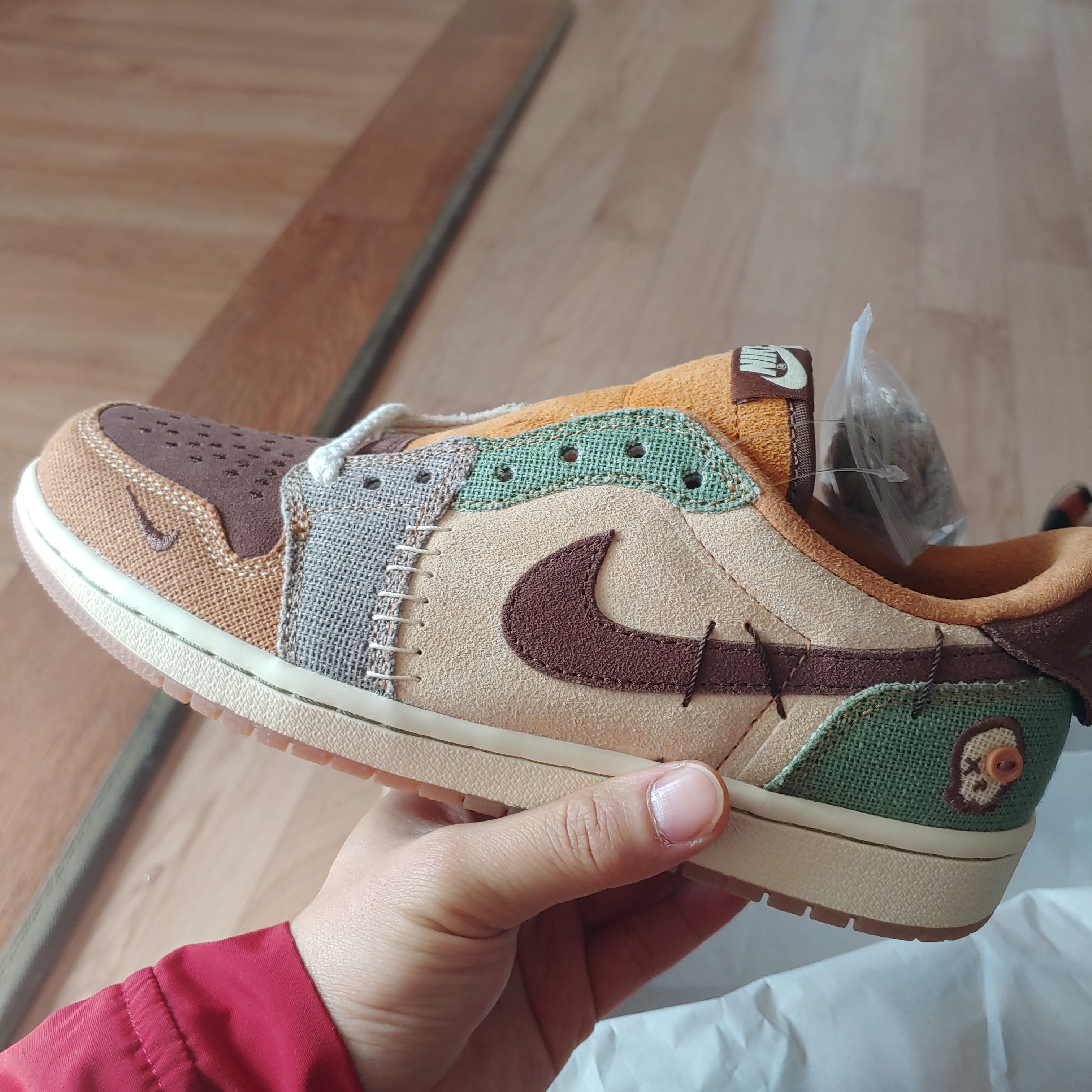 Jordan 1 x Zion Williamson Retro Low OG Flax and Oil Green 착용 스타일