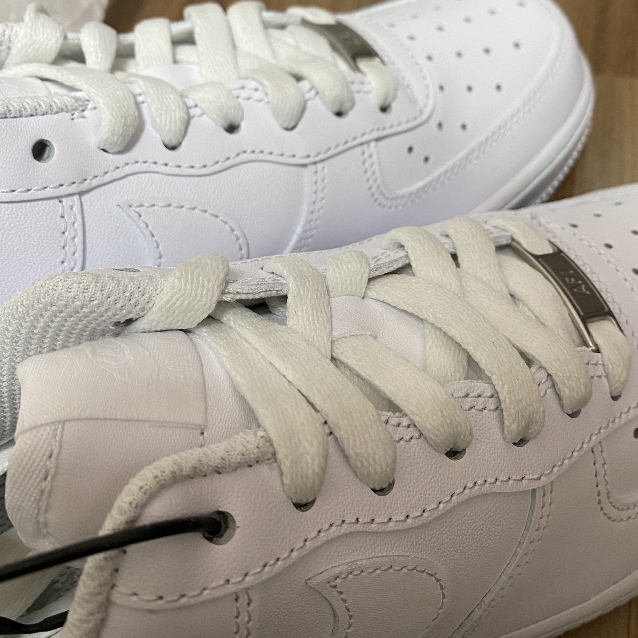 (W) Nike Air Force 1 '07 Low White 착용 스타일 - 2