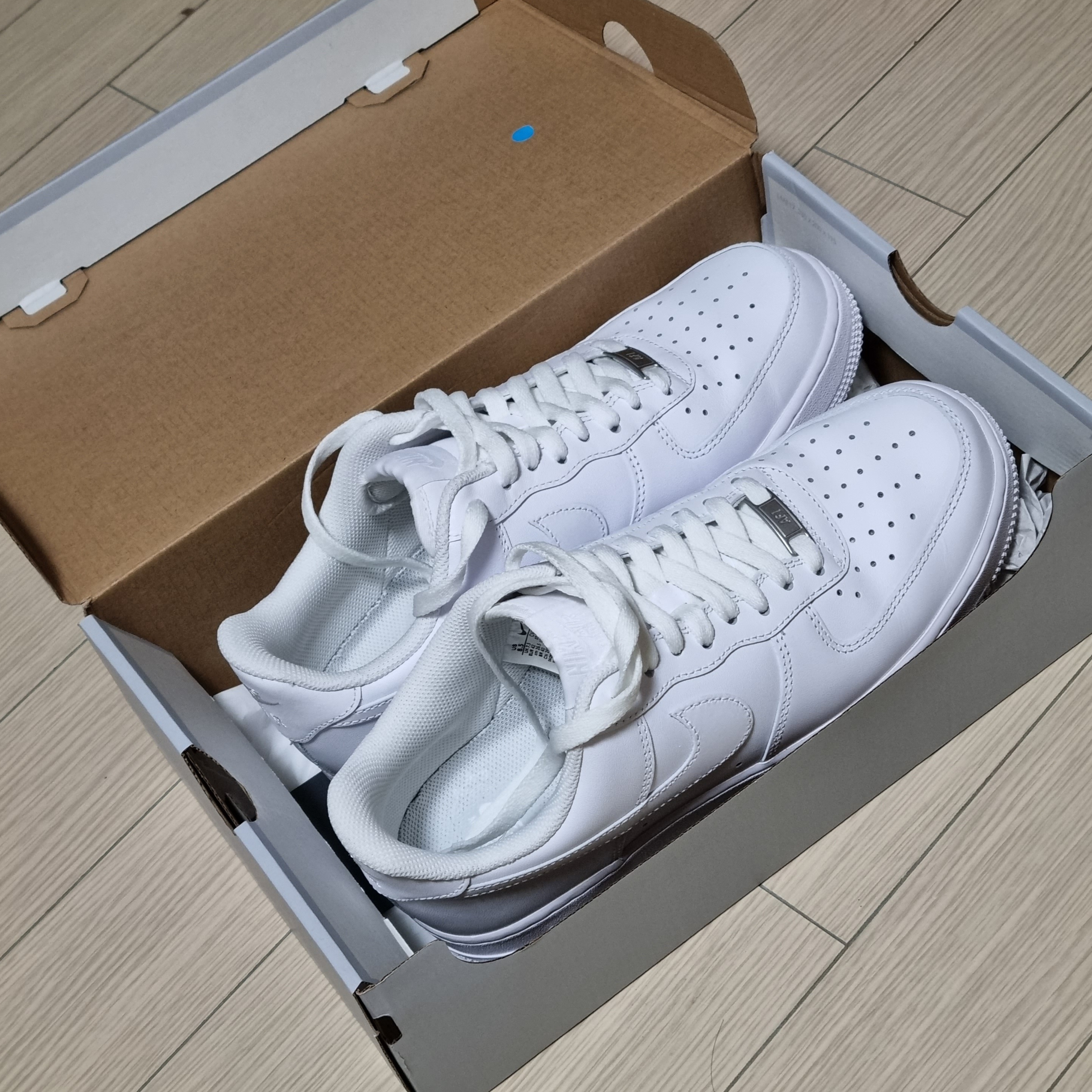 Nike Air Force 1 '07 Low White 착용 스타일