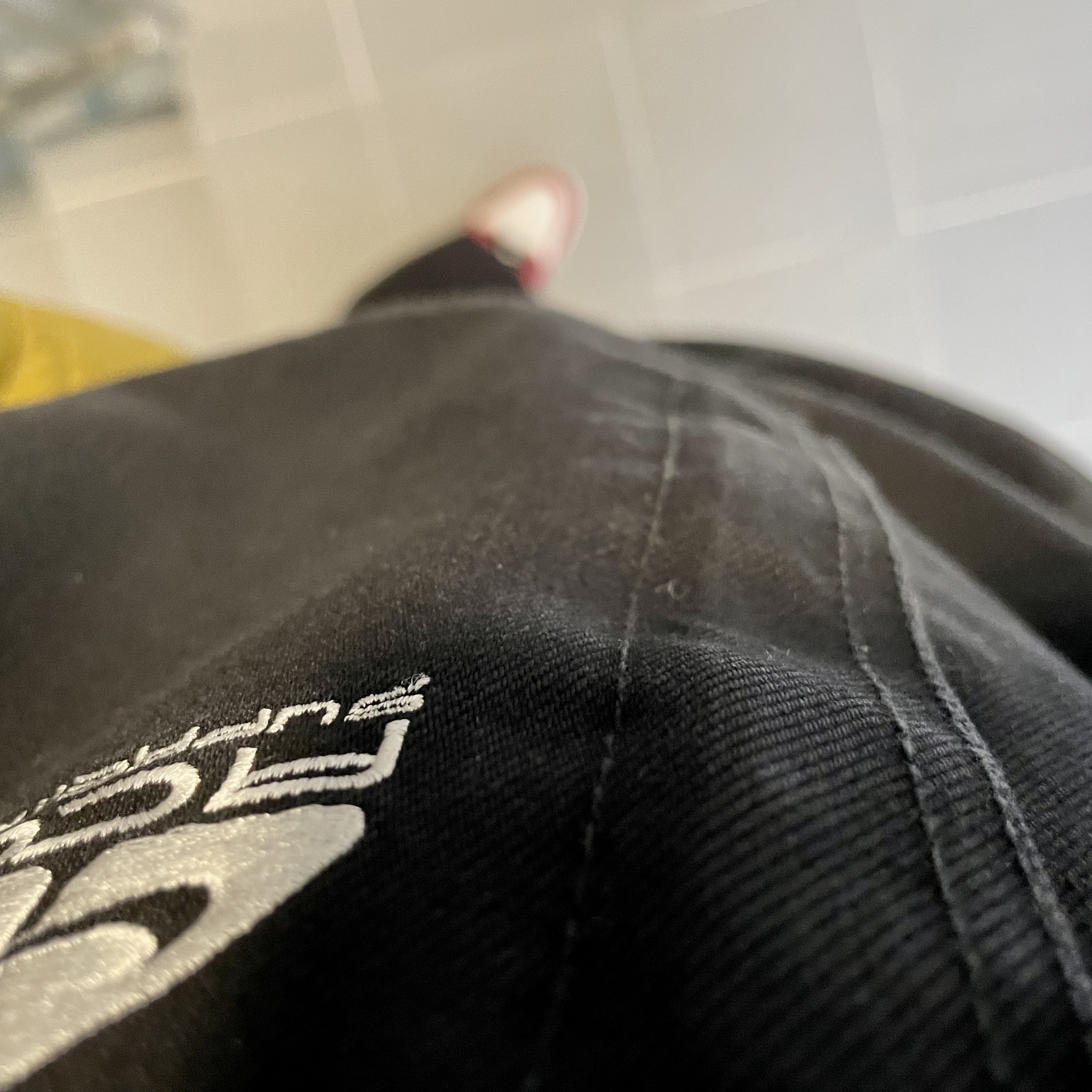Supreme x Nike ACG Denim Pullover Black - 22FW, Jordan 1 Retro High OG Chicago 2022 착용 스타일