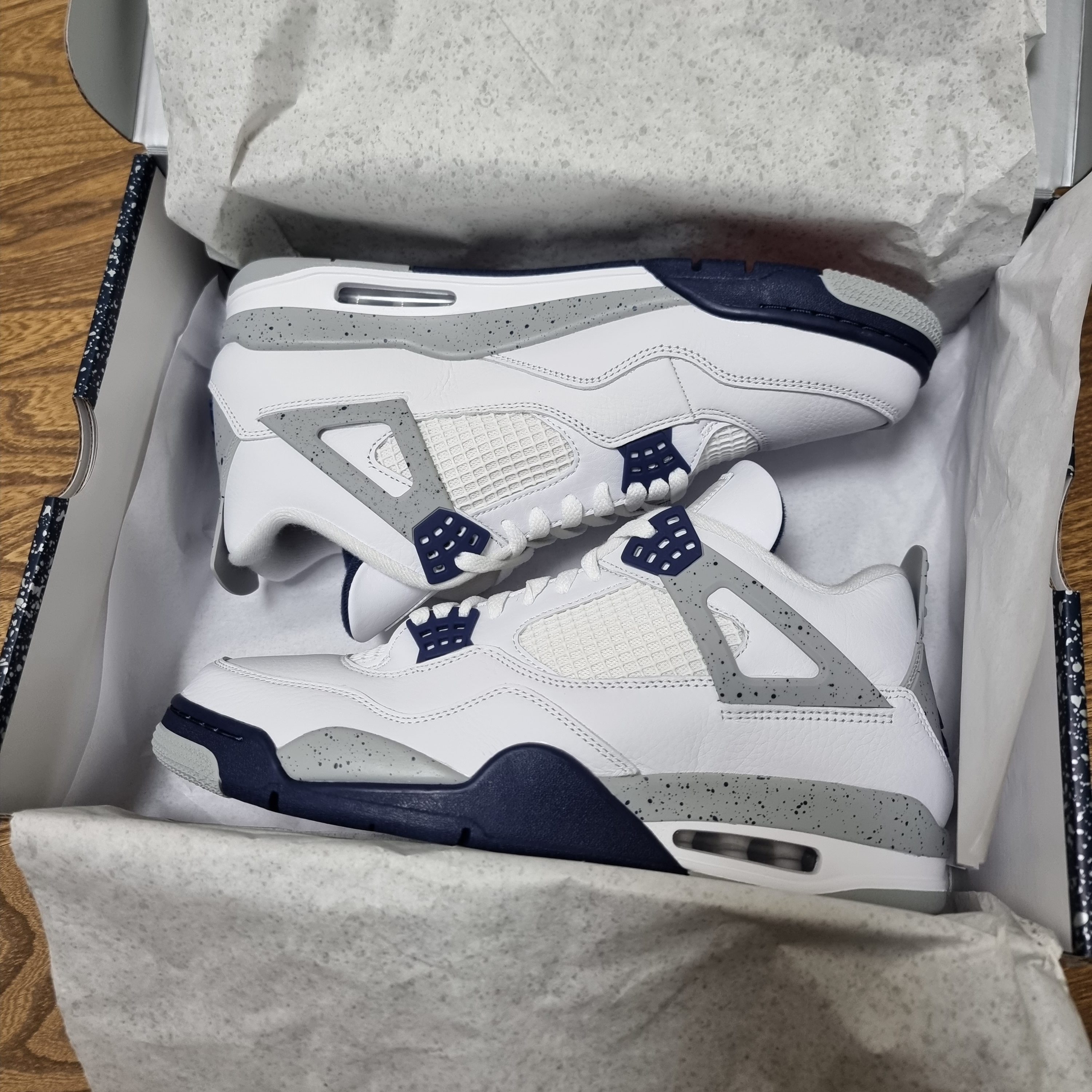 Jordan 4 Retro Midnight Navy 착용 스타일 - 2
